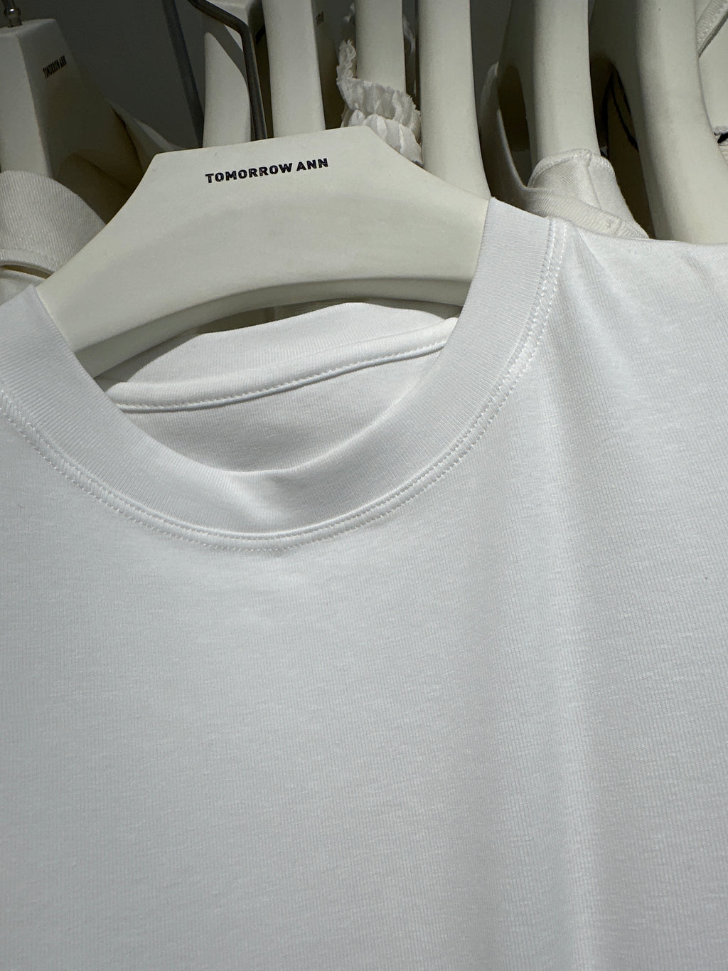 TOMORROW ANN Early Spring Elegant Slim Fit Ruched Round Neck T-Shirt