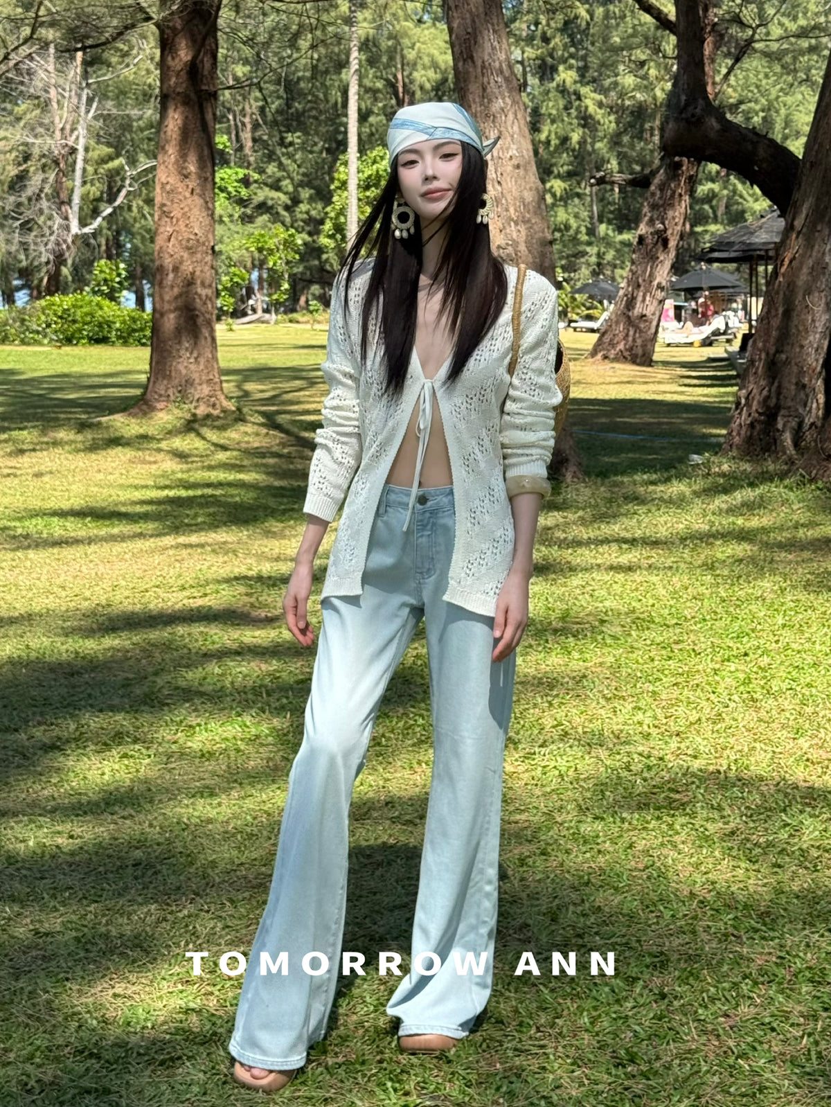 TOMORROW ANN Spring 2026 Minimalist Slim Bootcut Washed Denim Jeans