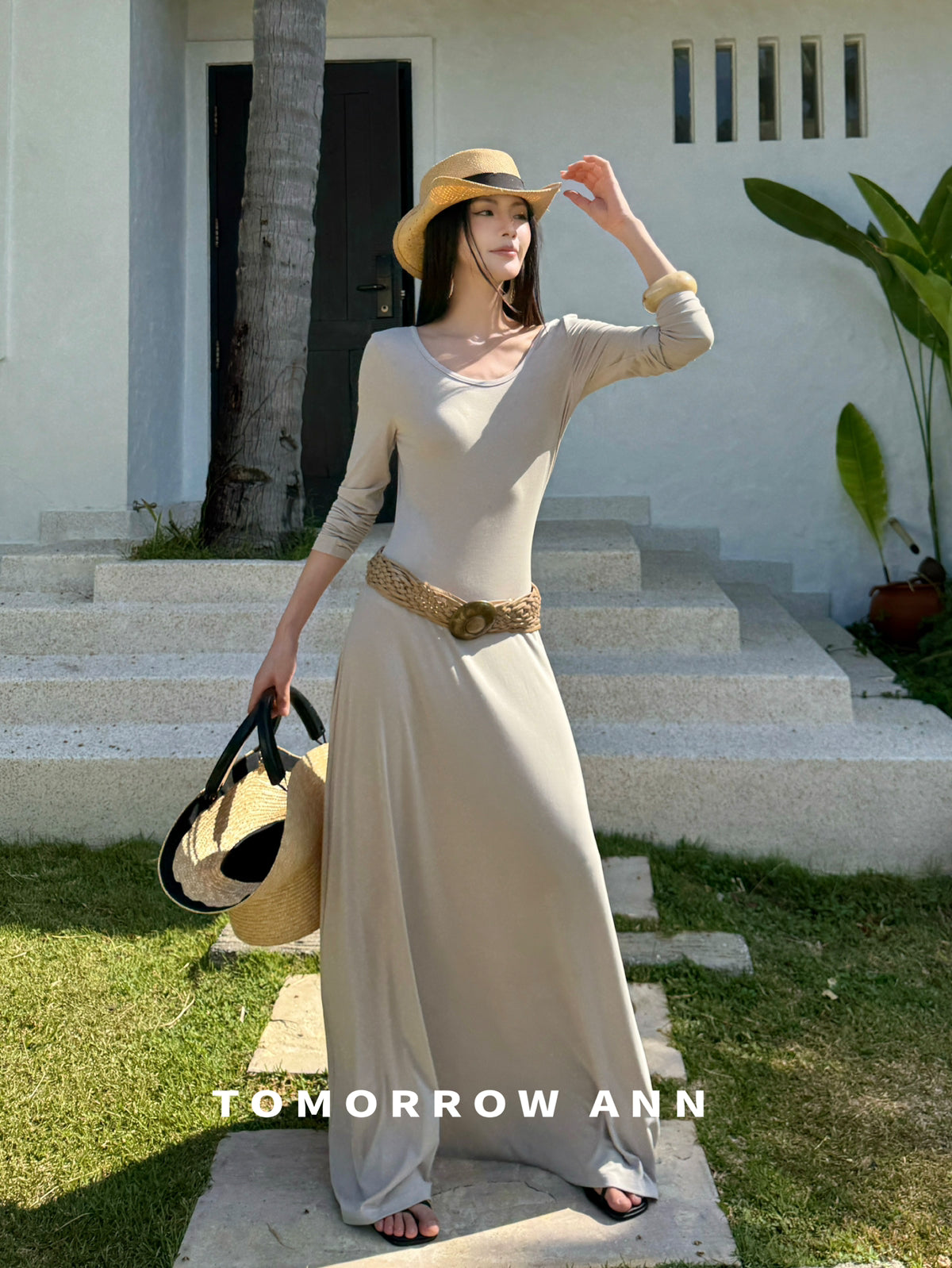 TOMORROW ANN Early Spring Minimalist Backless Lace-Up Casual Maxi Dress