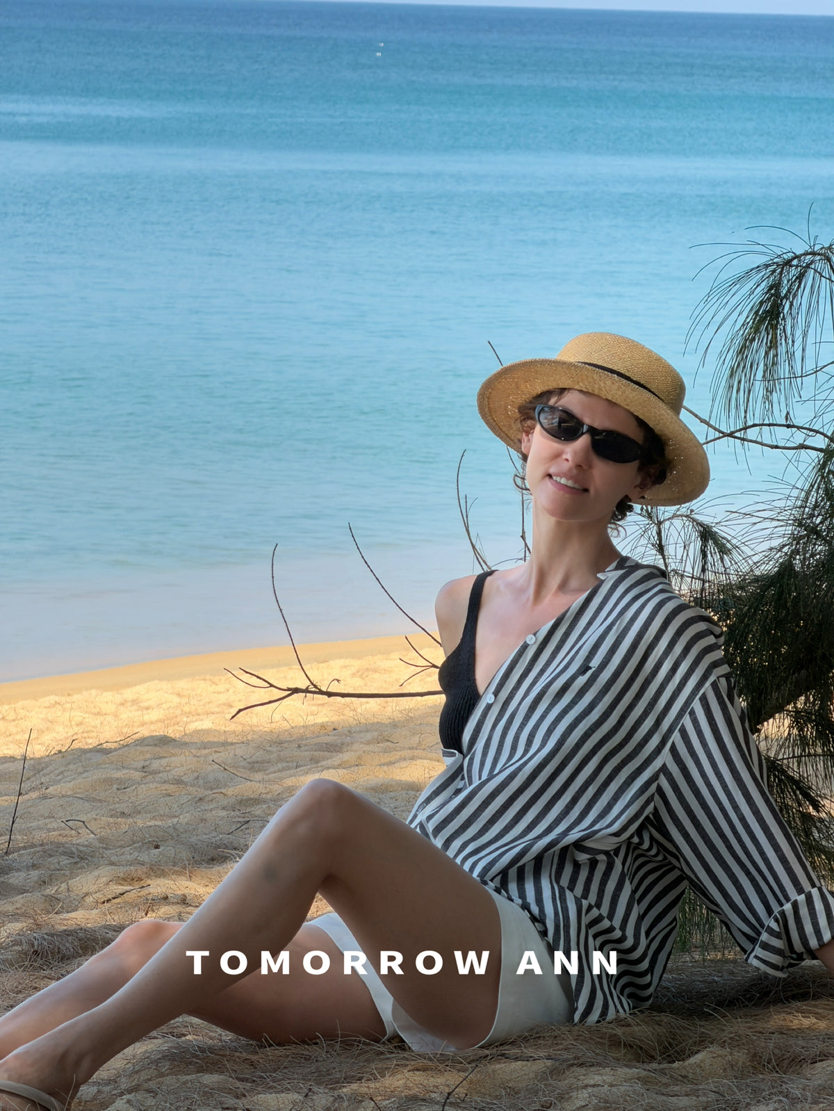 TOMORROW ANN Elegant Striped Commuter Fashion Shirt for Women - Early Spring Collection