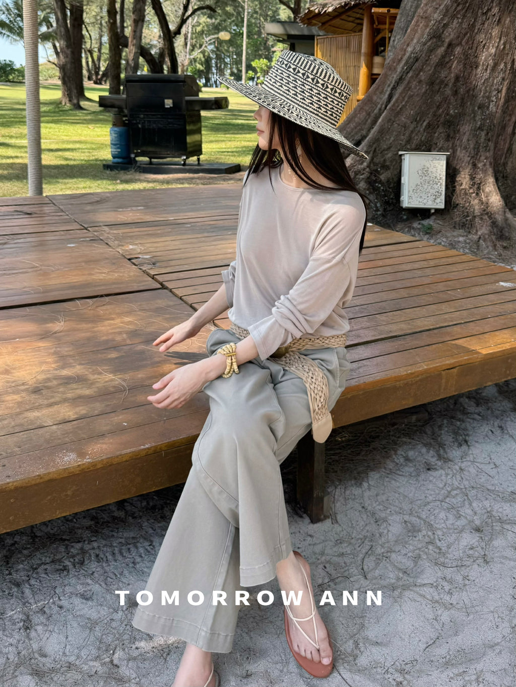 2026 Early Spring! 【TOMORROW ANN】 Elegant Ruched Slim-Fit Fashion Blouse 12626# OZQ