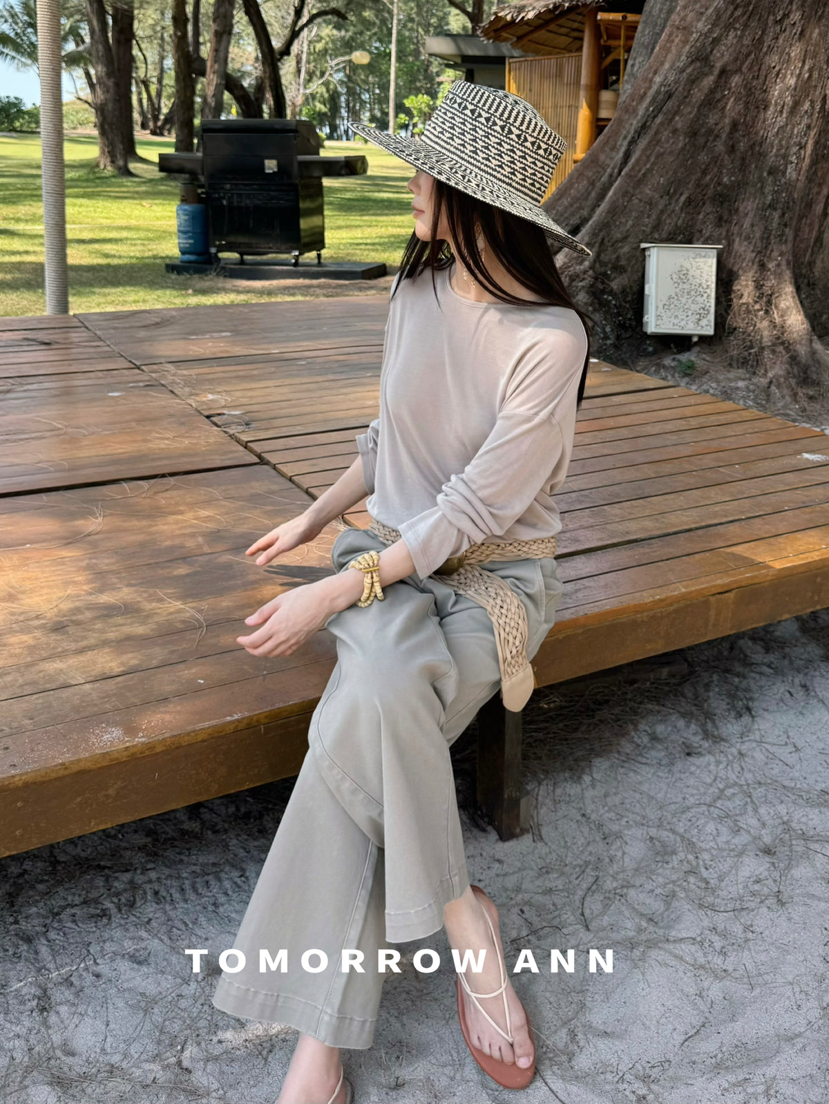2026 Early Spring! 【TOMORROW ANN】 Elegant Ruched Slim-Fit Fashion Blouse 12626# OZQ