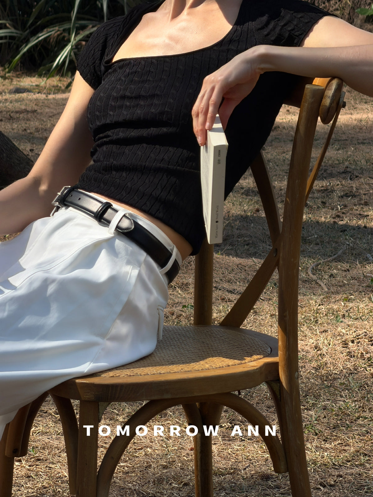 TOMORROW ANN Summer Square Neck Slim Fit Knit Top - Elegant Minimalist Short Sleeve Crop Top