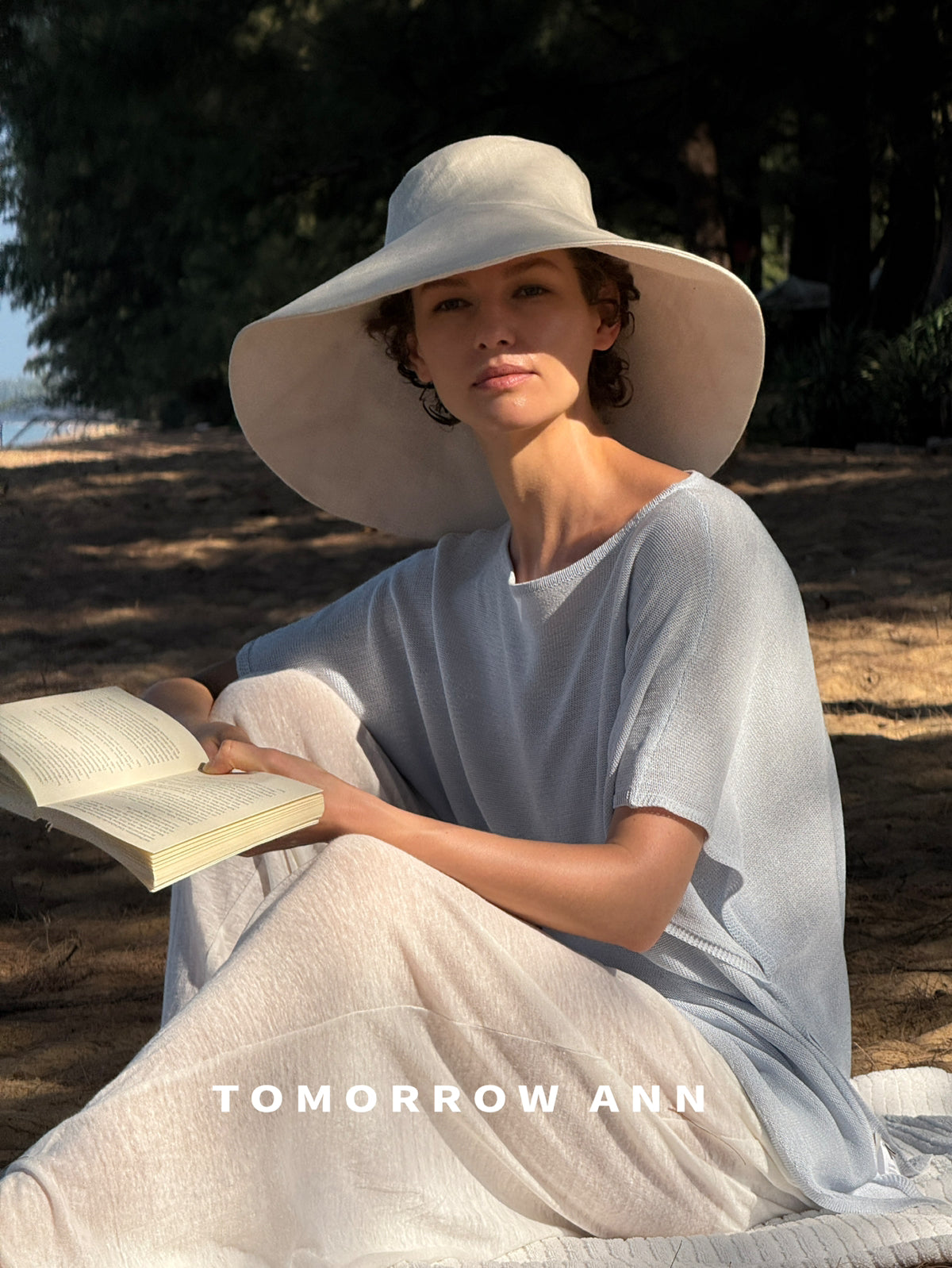 TOMORROW ANN Early Spring 2026 Lazy Style Elegant Loose Fashion Knitwear