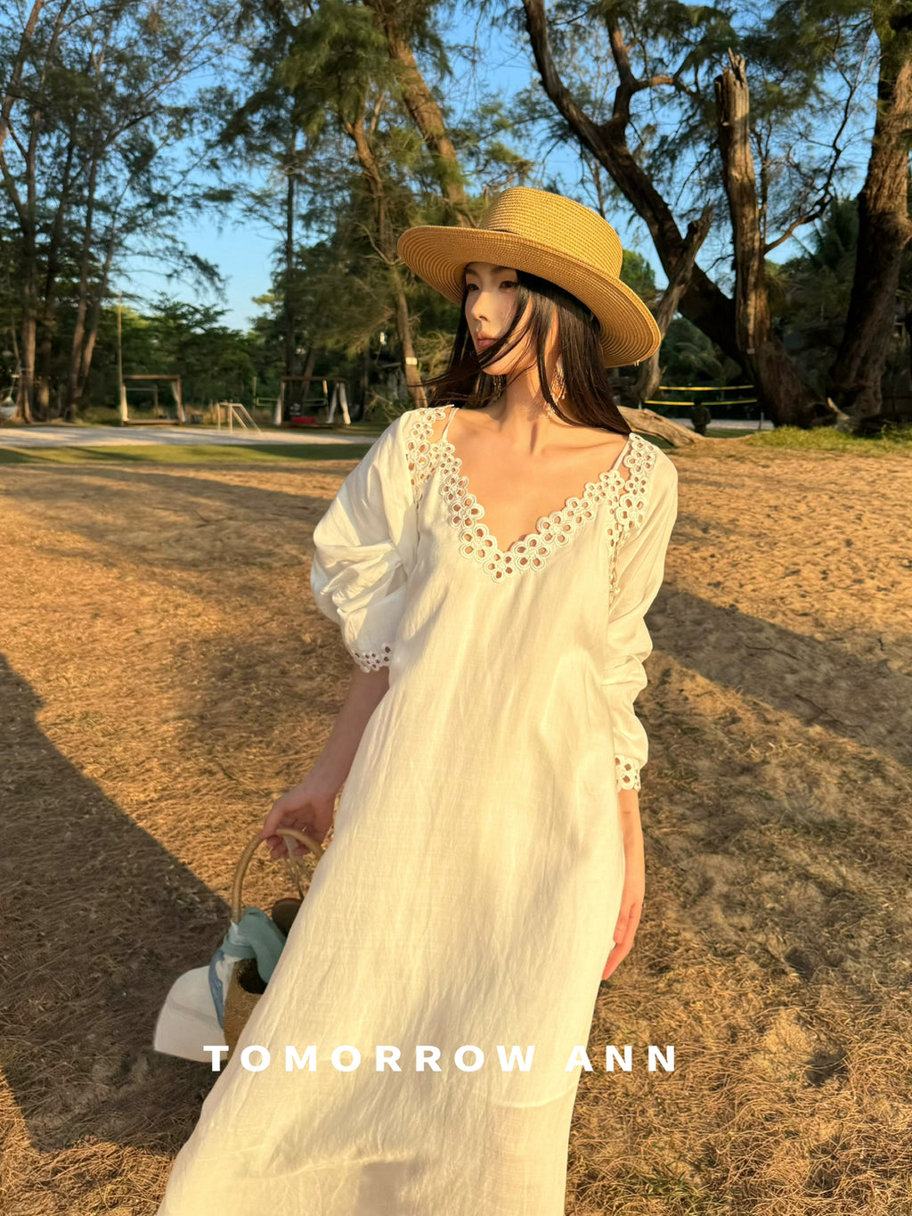 TOMORROW ANN Spring 2026 Elegant White Embroidery Cami Dress for Vacation
