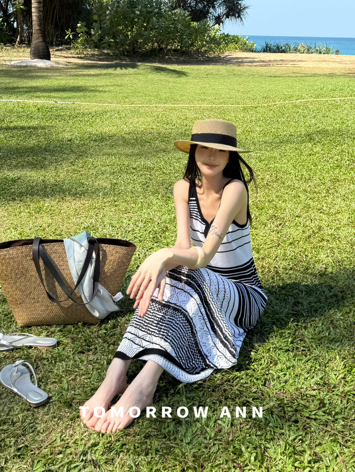 TOMORROW ANN Elegant Striped Casual Sleeveless Tank Maxi Dress - 2026 Early Spring Collection