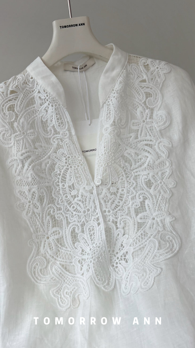 TOMORROW ANN Elegant Embroidered Hollow-Out Loose Blouse - 2026 Early Spring Collection