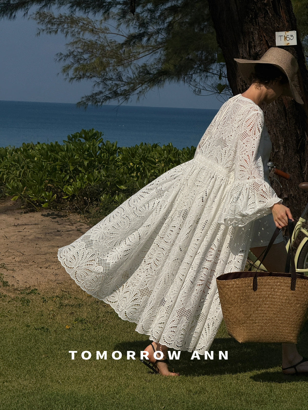 TOMORROW ANN Vintage Hollow-out Crochet V-Neck Maxi Dress - 2026 Early Spring Collection
