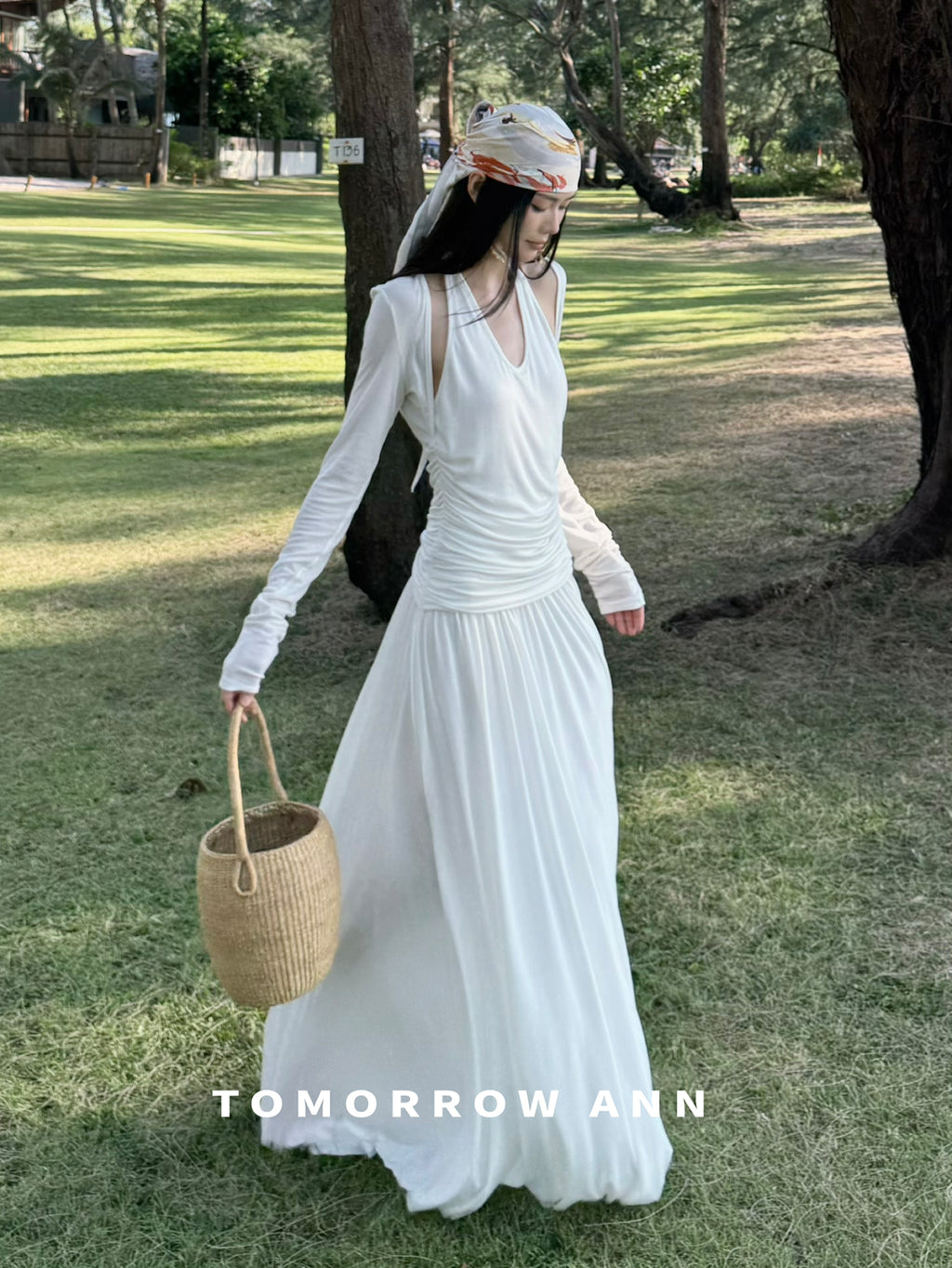 TOMORROW ANN Minimalist Ruched Halter Neck Long Sleeve Maxi Dress