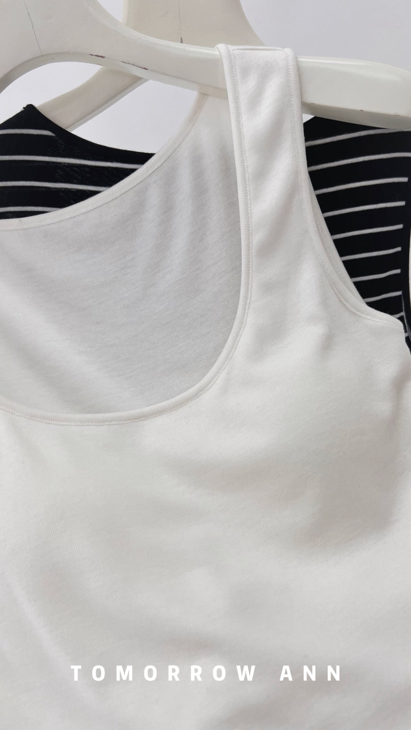 TOMORROW ANN Women's Chic Minimalist Spring Tank Top with Built-in Bra
