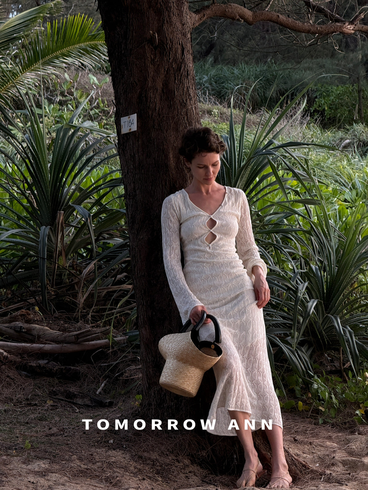 TOMORROW ANN 2026 Early Spring Elegant V-Neck Wool Blend Solid Color Maxi Dress