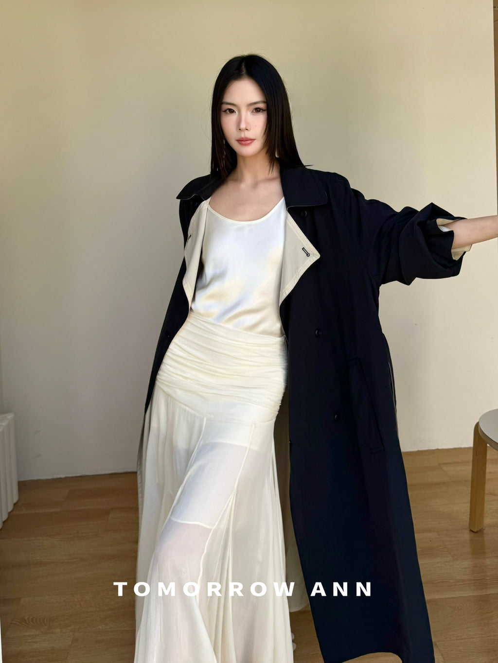 TOMORROW ANN 2026 Spring Collection! Elegant Relaxed Contrast Lapel Long Trench Coat with Belt