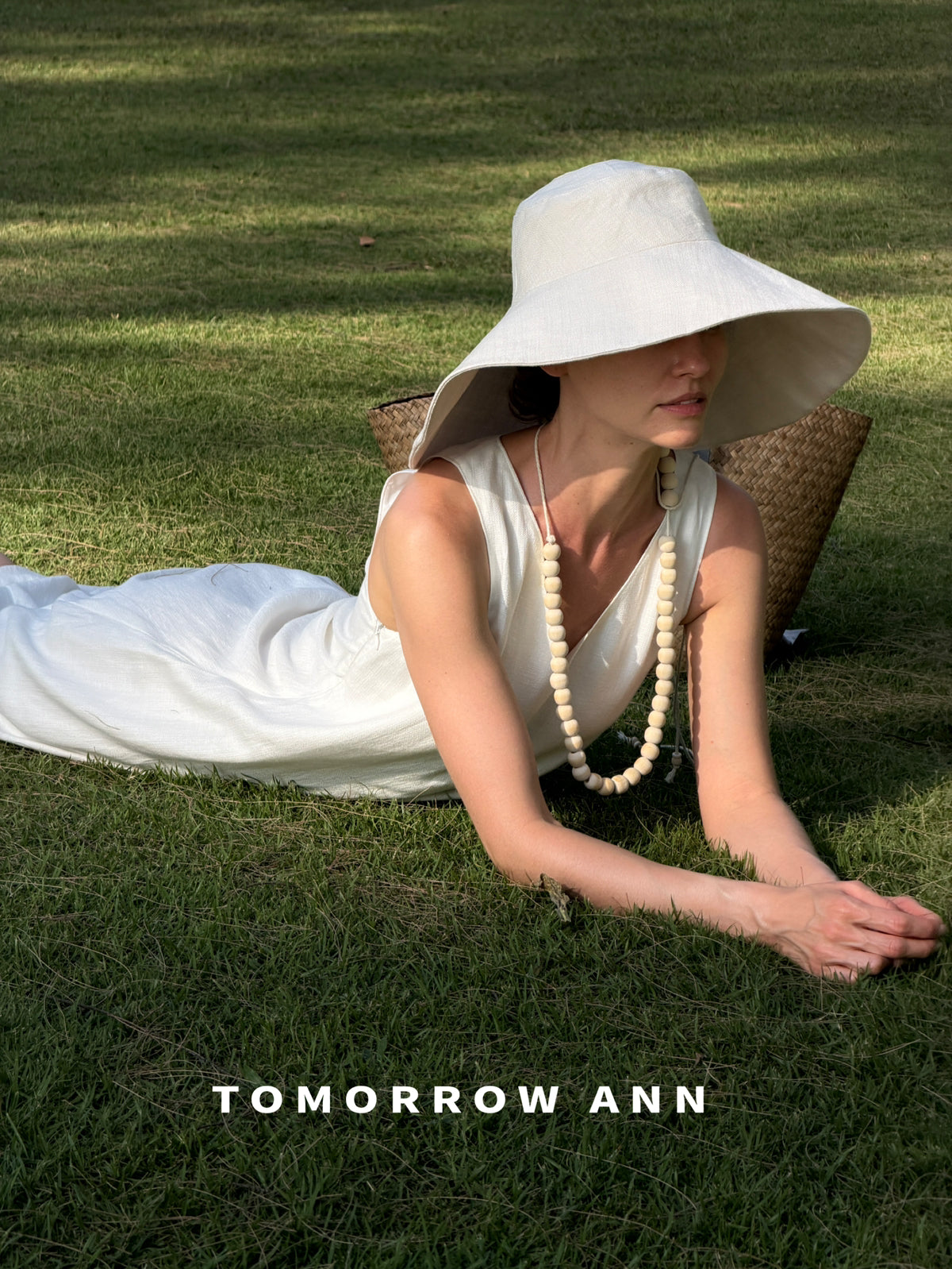 TOMORROW ANN 2026 Early Spring Minimalist V-Neck Loose Fashion Maxi Dress