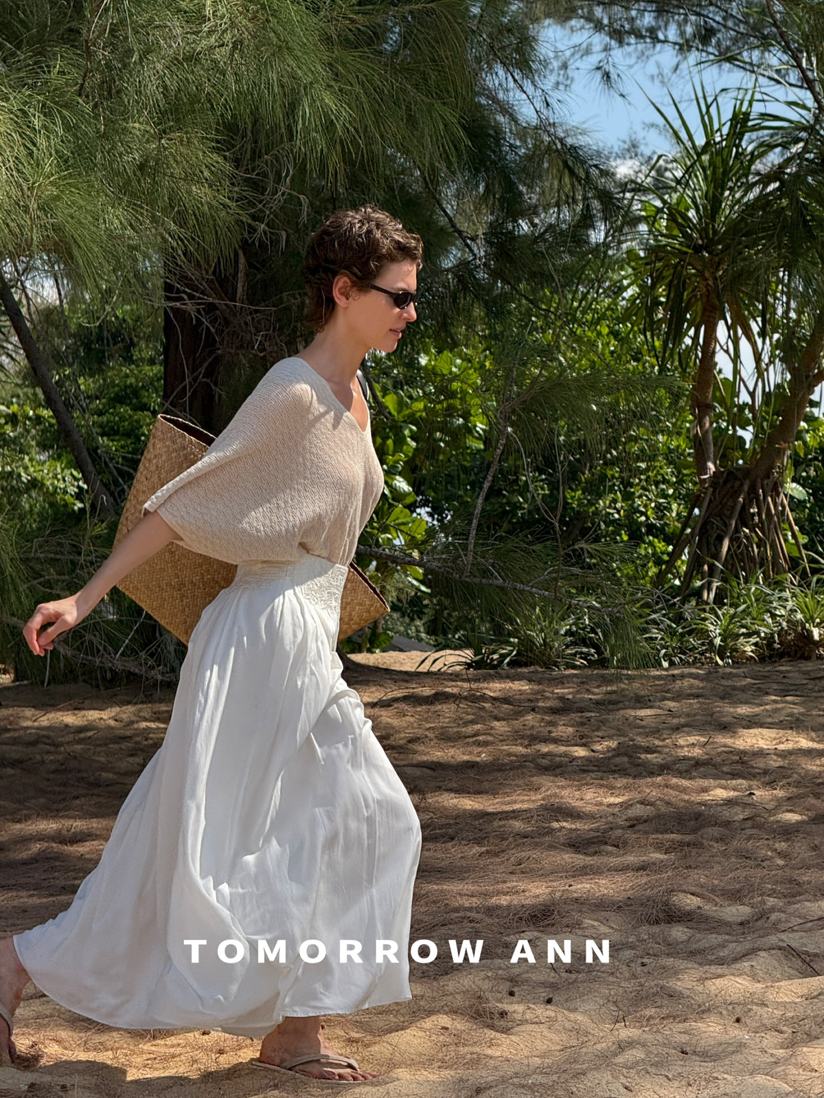 2026 Spring TOMORROW ANN Elegant High-Waist Heavy Embroidery A-Line Maxi Skirt