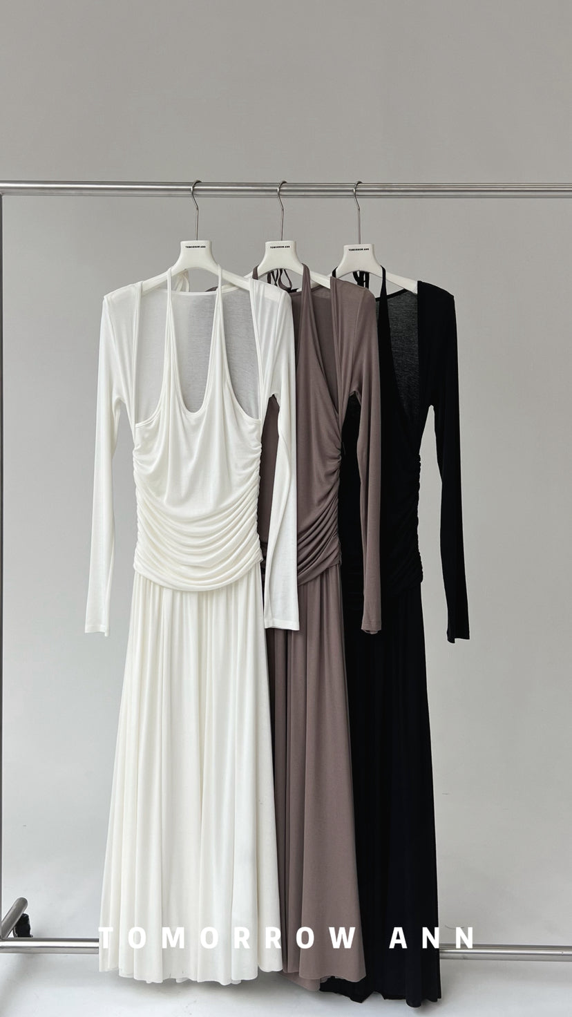 TOMORROW ANN Minimalist Ruched Halter Neck Long Sleeve Maxi Dress