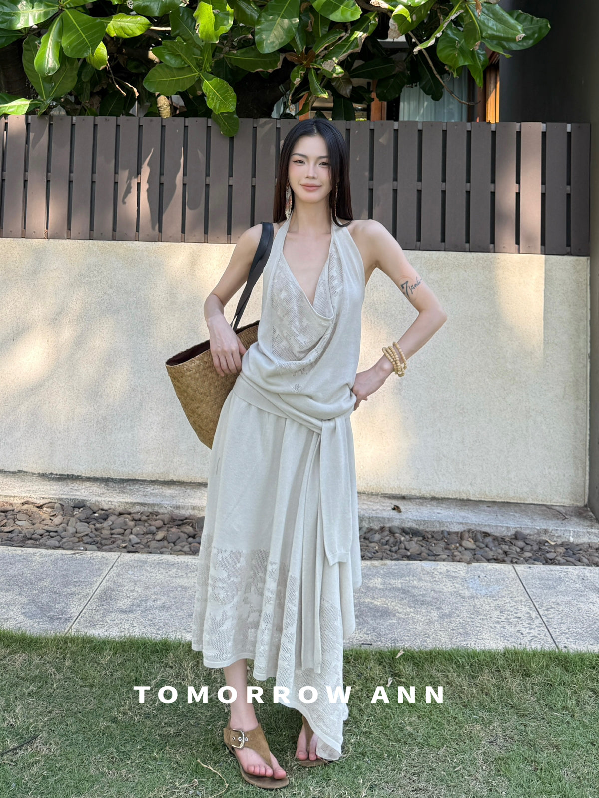 Tomorrow Ann 2026 Early Spring Elegant Irregular Design High-Waist Fashion Midi Skirt