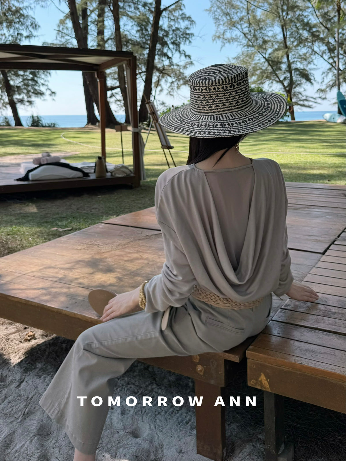 2026 Early Spring! 【TOMORROW ANN】 Elegant Ruched Slim-Fit Fashion Blouse 12626# OZQ