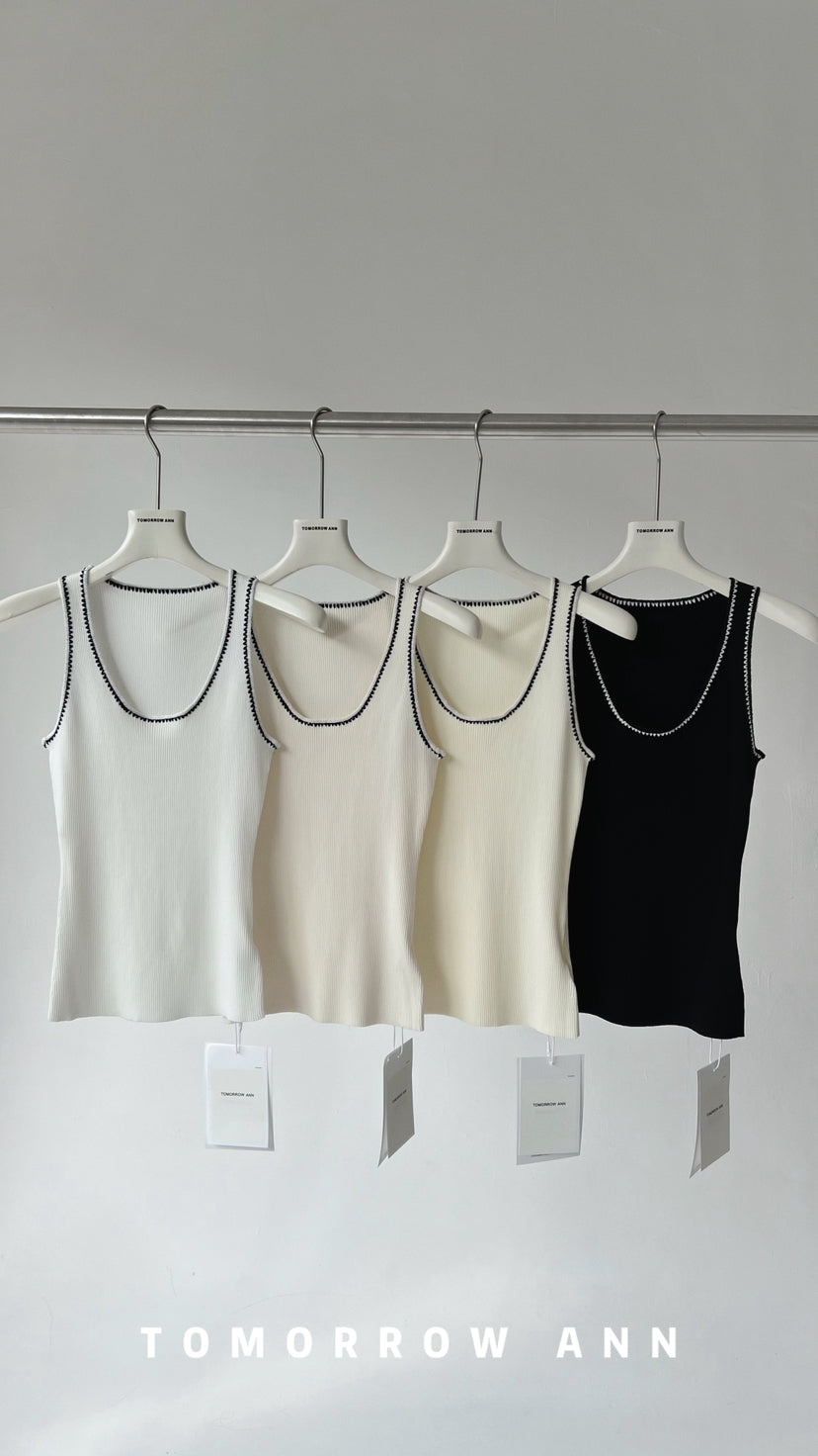 2026 Early Spring! [TOMORROW ANN] Minimalist Contrast Topstitch Slim Vest 12800# OZQ