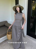TOMORROW ANN Elegant Pleated High-Waist Slimming Maxi Skirt for 2026 Early Spring