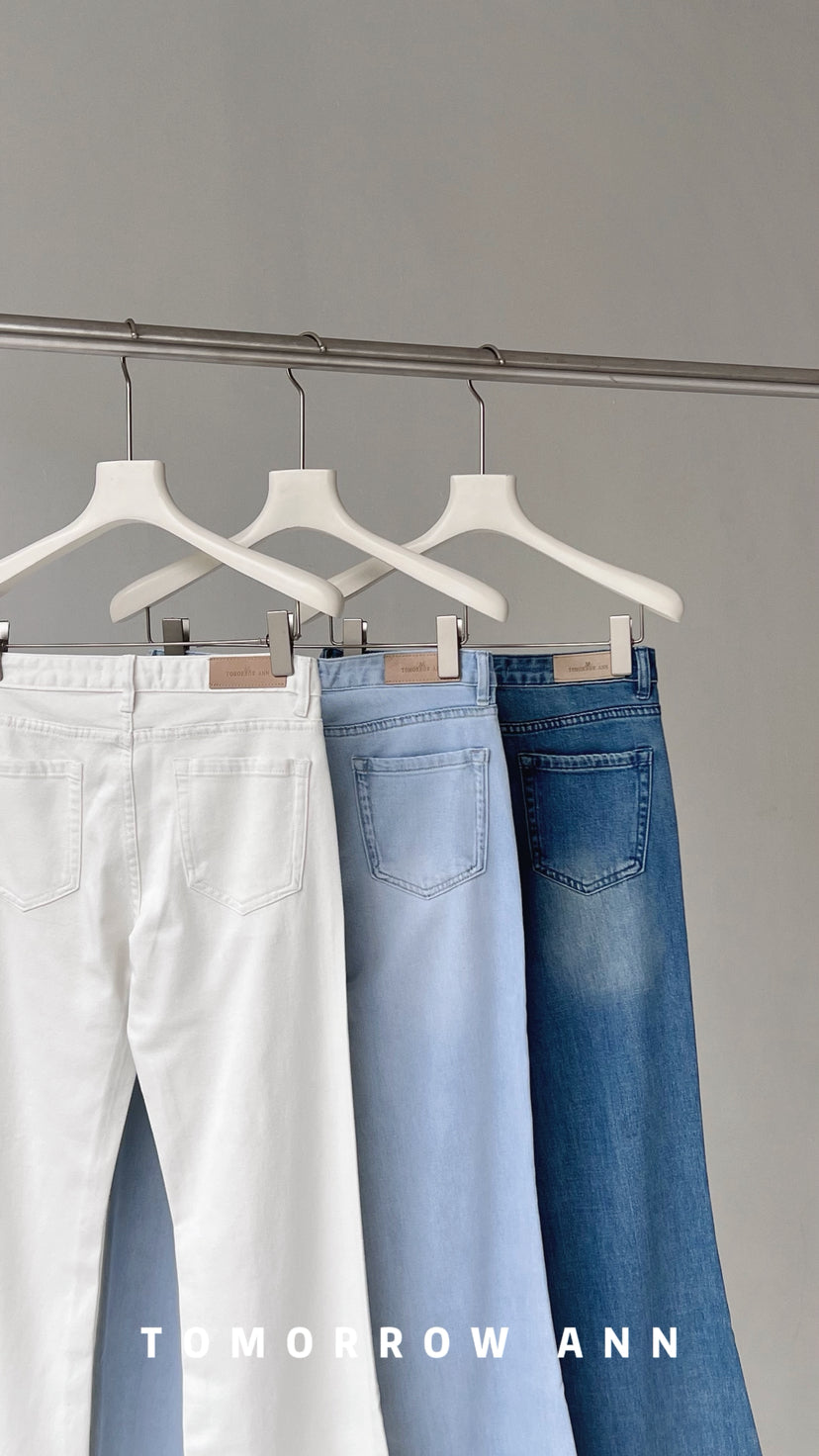 TOMORROW ANN Spring 2026 Minimalist Slim Bootcut Washed Denim Jeans