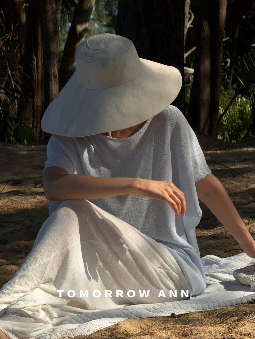 TOMORROW ANN Early Spring 2026 Lazy Style Elegant Loose Fashion Knitwear