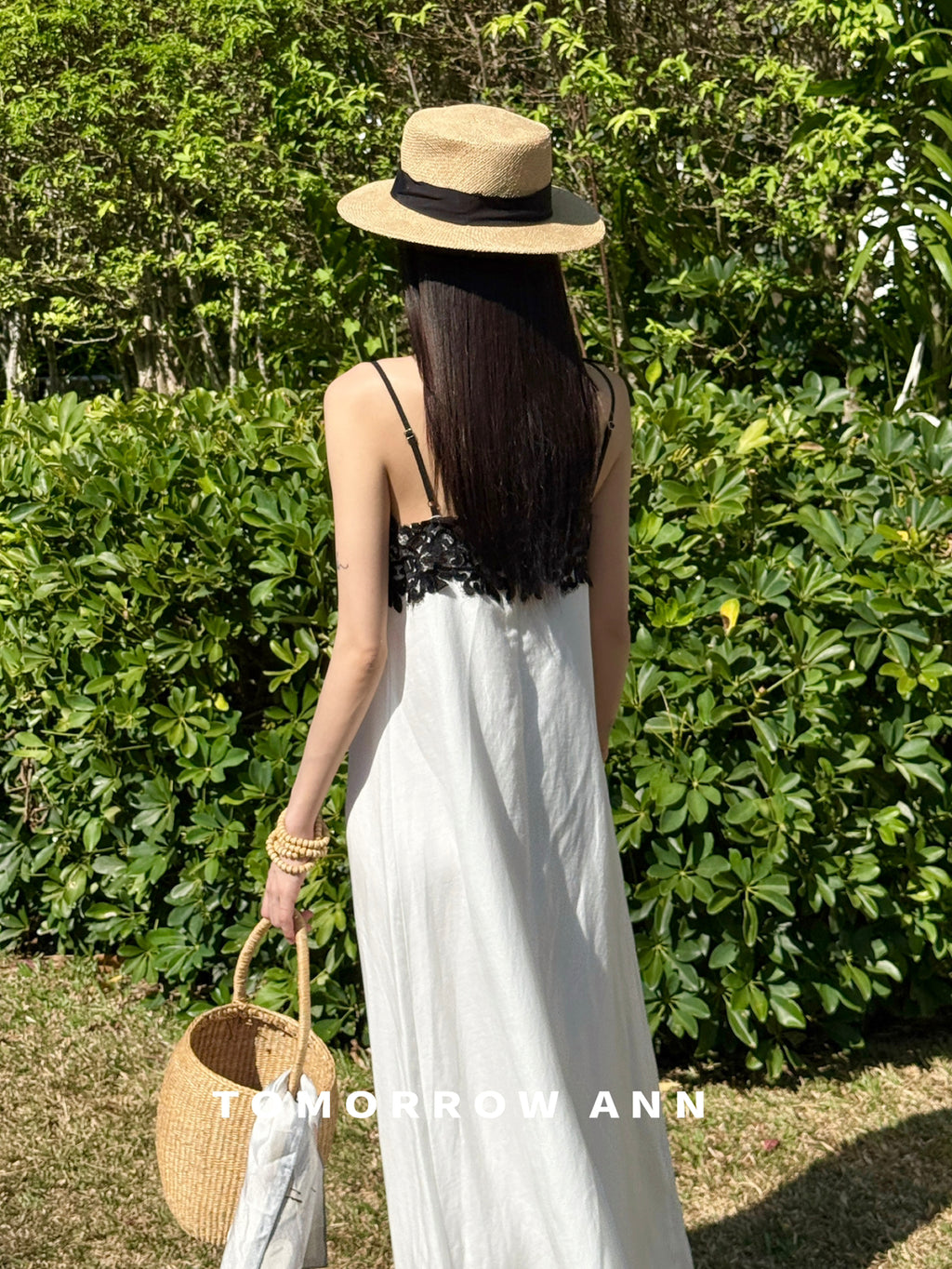 Elegant Lace Patchwork Camisole Maxi Dress - Spring Chic Designer Slip Dress for Dates