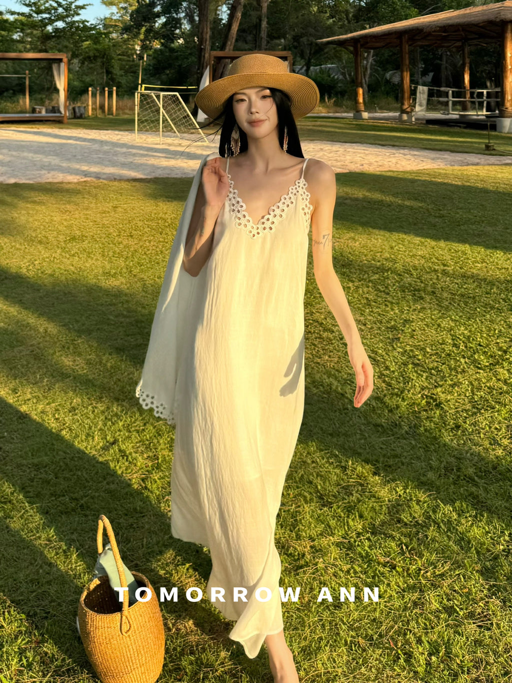 TOMORROW ANN Spring 2026 Elegant White Embroidery Cami Dress for Vacation
