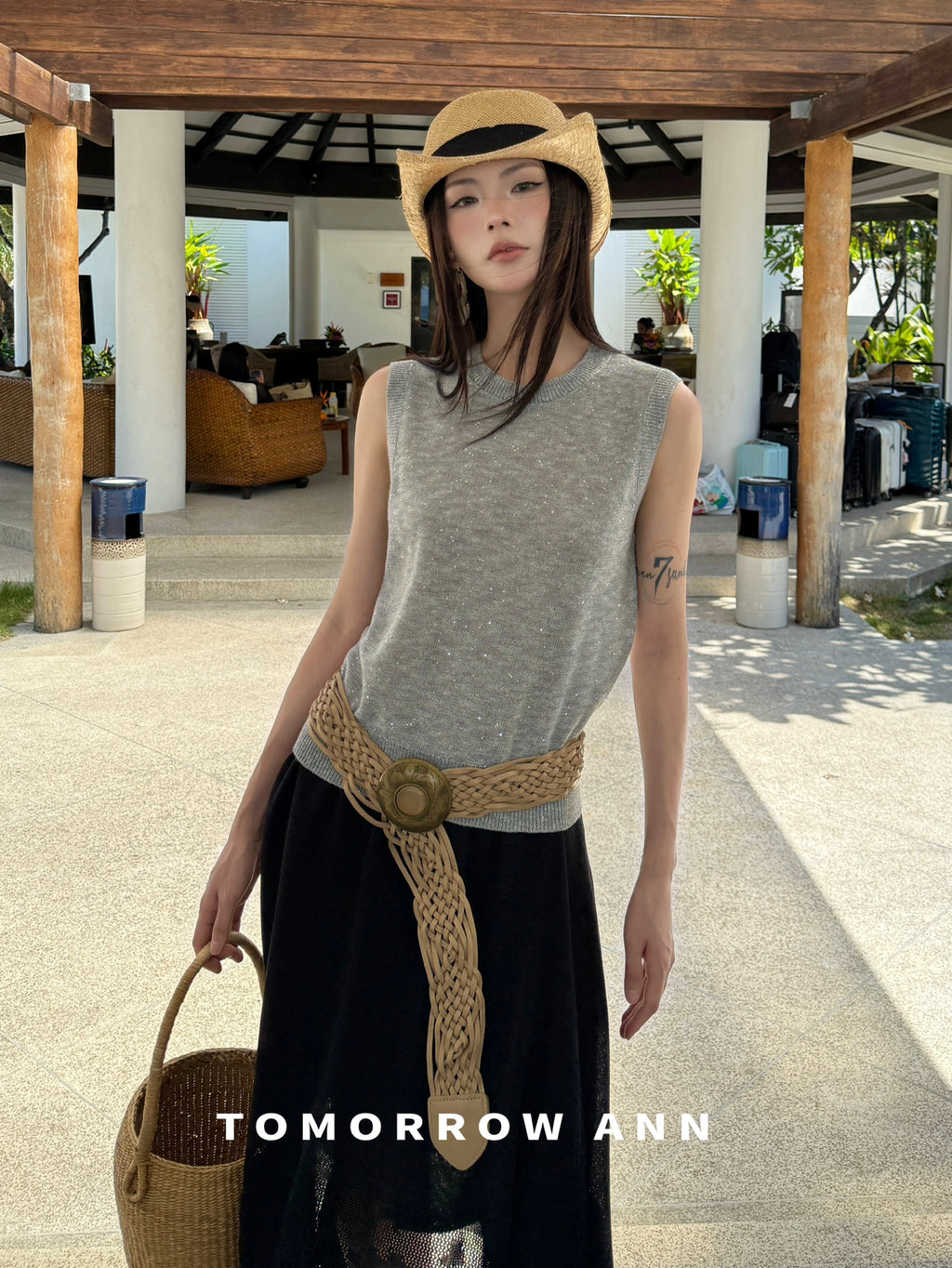 TOMORROW ANN Spring 2026 Minimalist Sequin Versatile Fashion Vest