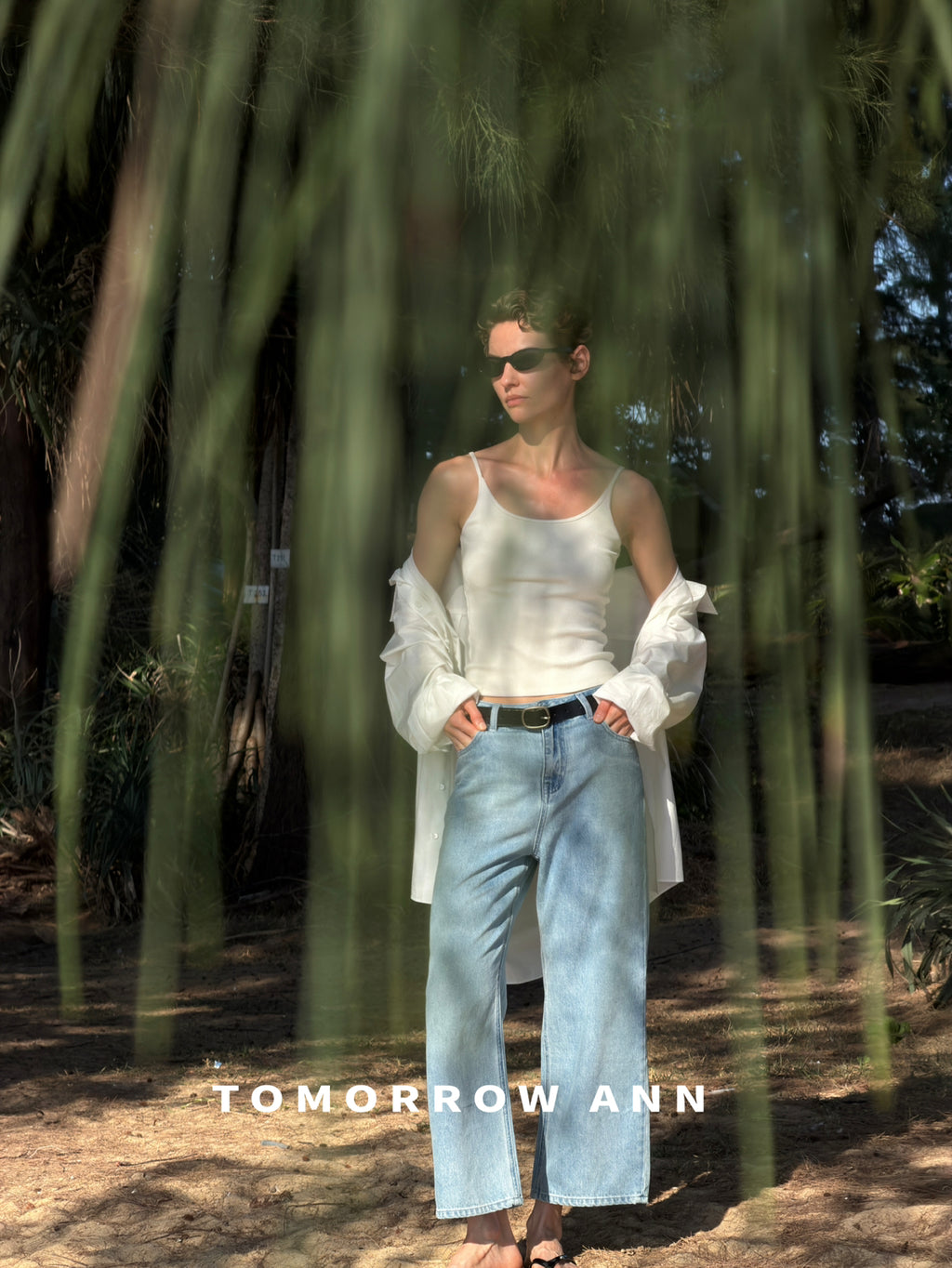 TOMORROW ANN Minimalist Washed Casual Straight Leg Denim Jeans with Belt