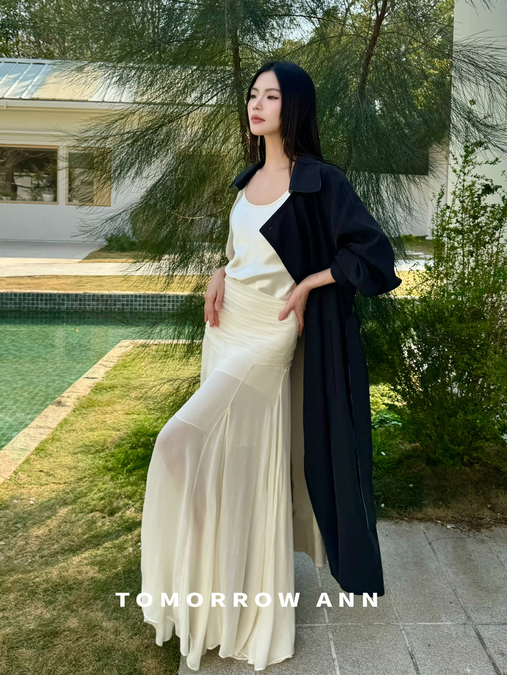 TOMORROW ANN 2026 Spring Collection! Elegant Relaxed Contrast Lapel Long Trench Coat with Belt