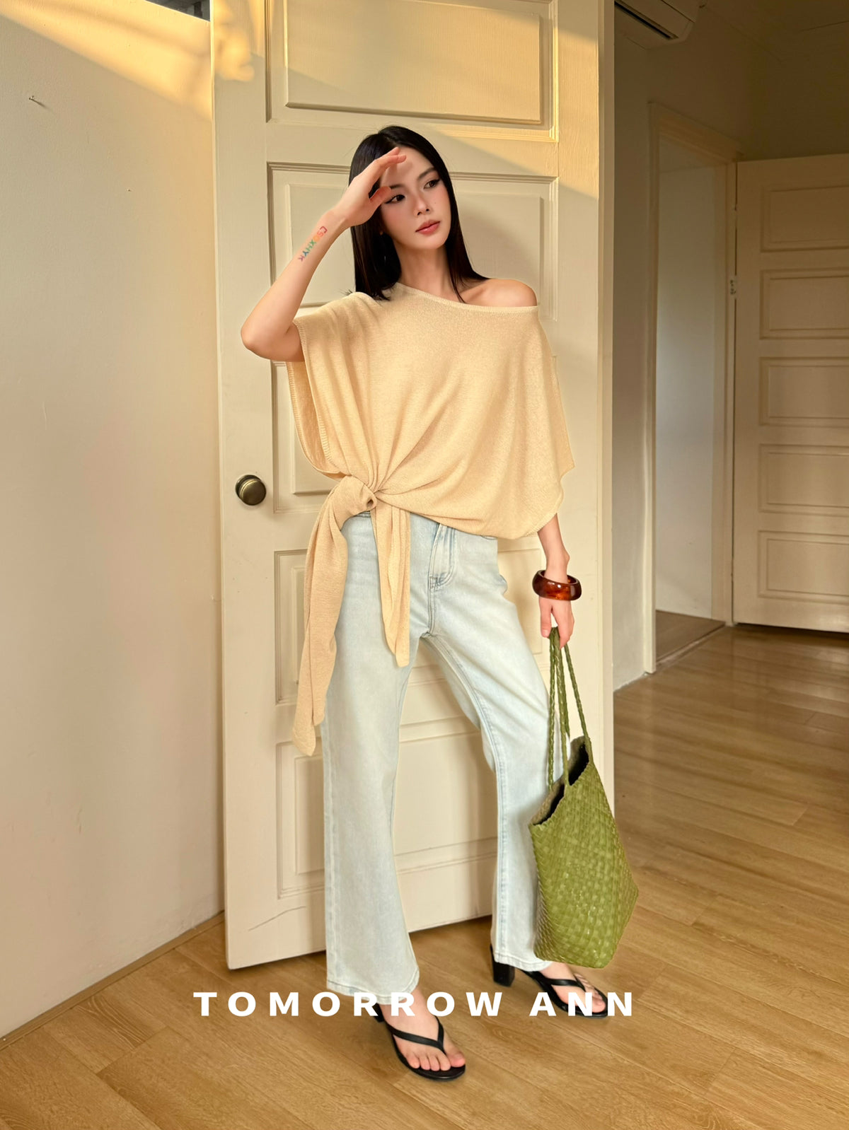 TOMORROW ANN Spring 2026 Retro Washed Slimming Straight Leg Jeans for Women - Light Blue Casual Denim