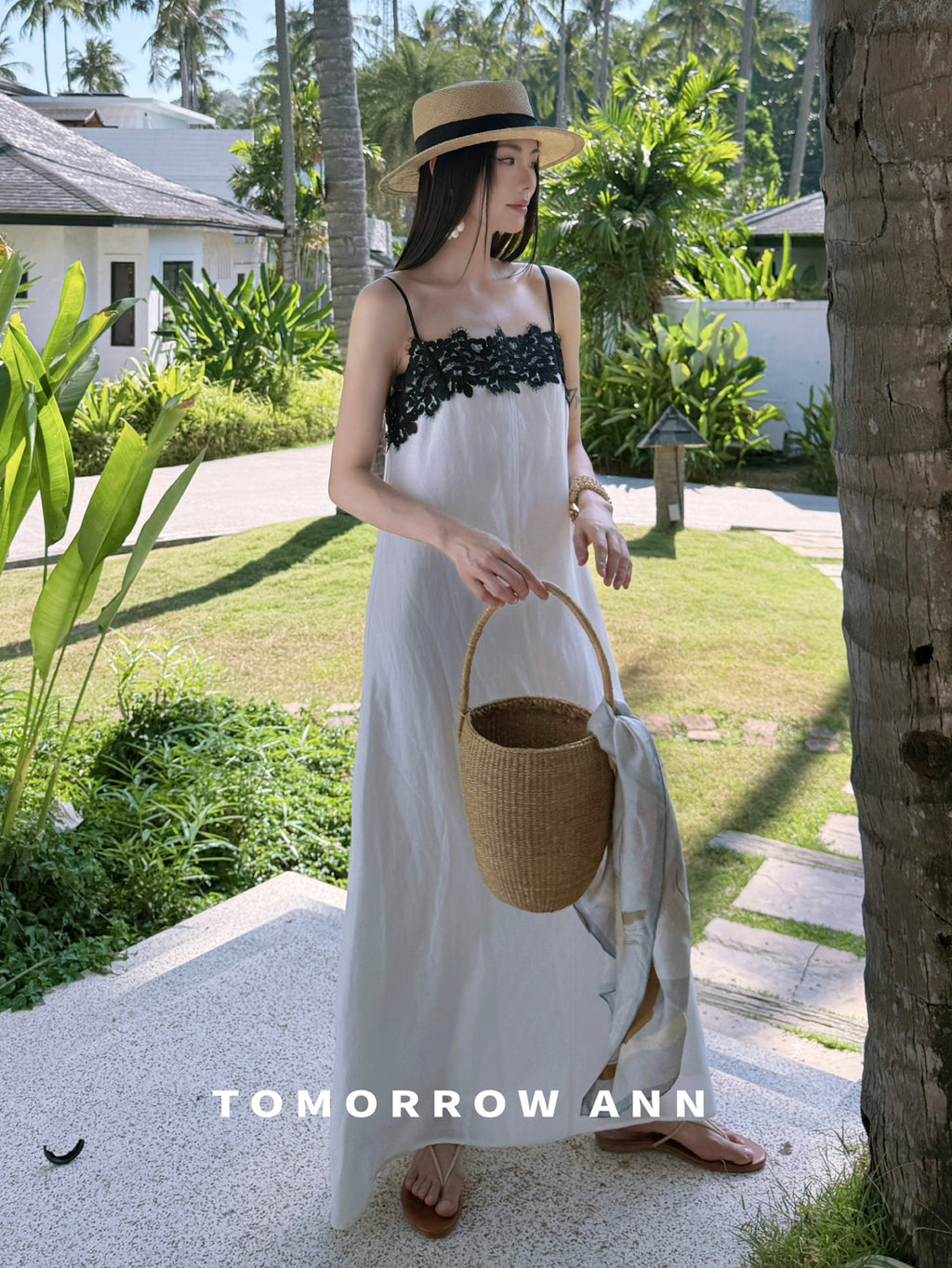 Elegant Lace Patchwork Camisole Maxi Dress - Spring Chic Designer Slip Dress for Dates