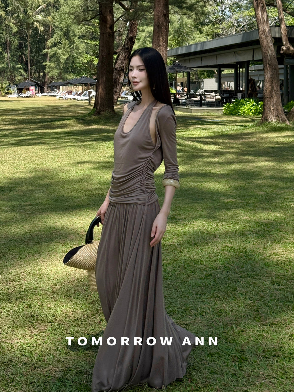 TOMORROW ANN Minimalist Ruched Halter Neck Long Sleeve Maxi Dress