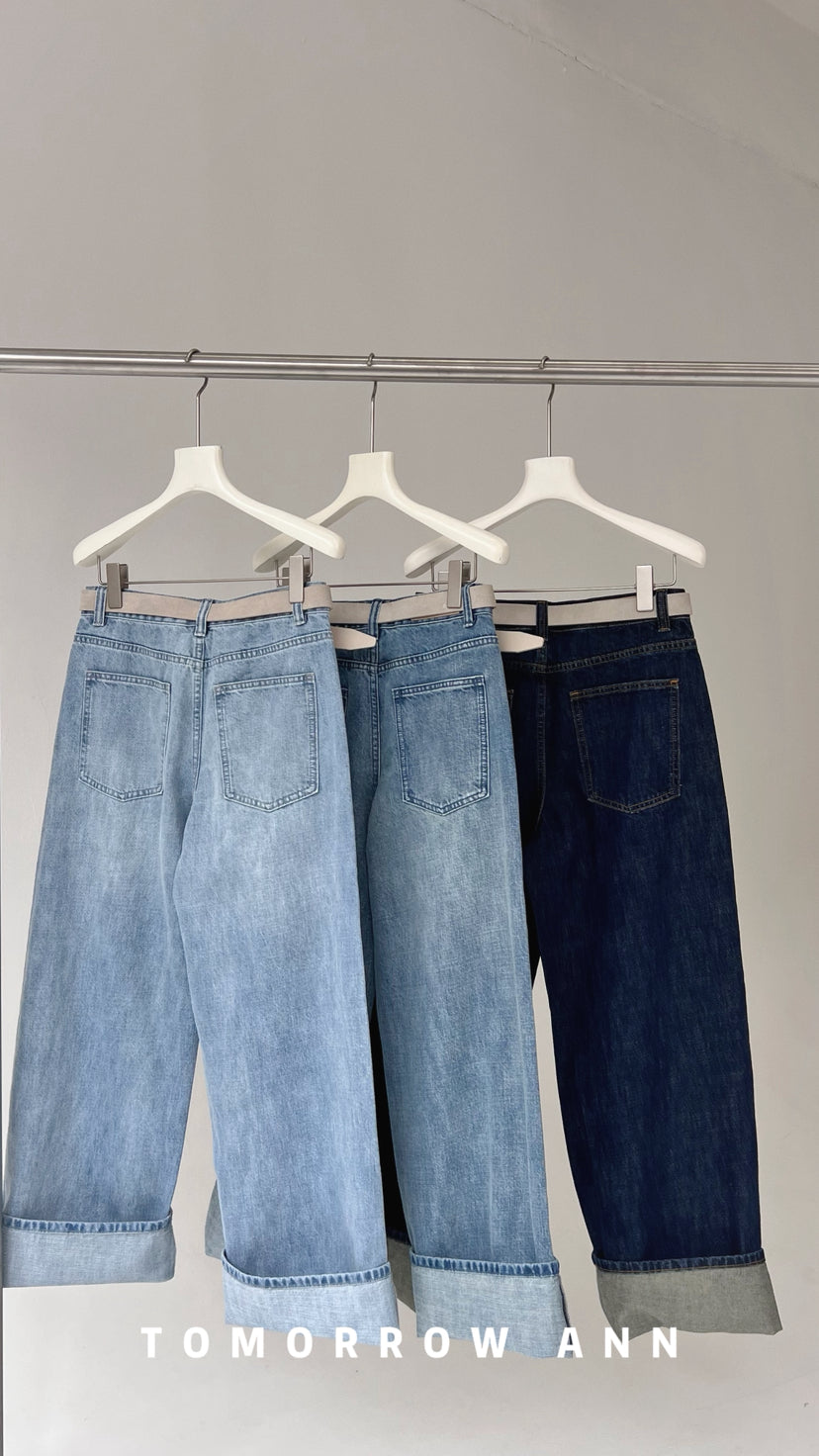 TOMORROW ANN Early Spring 2026 Collection - Classic High-Waist Straight Leg Washed Denim Jeans with Complimentary Belt
