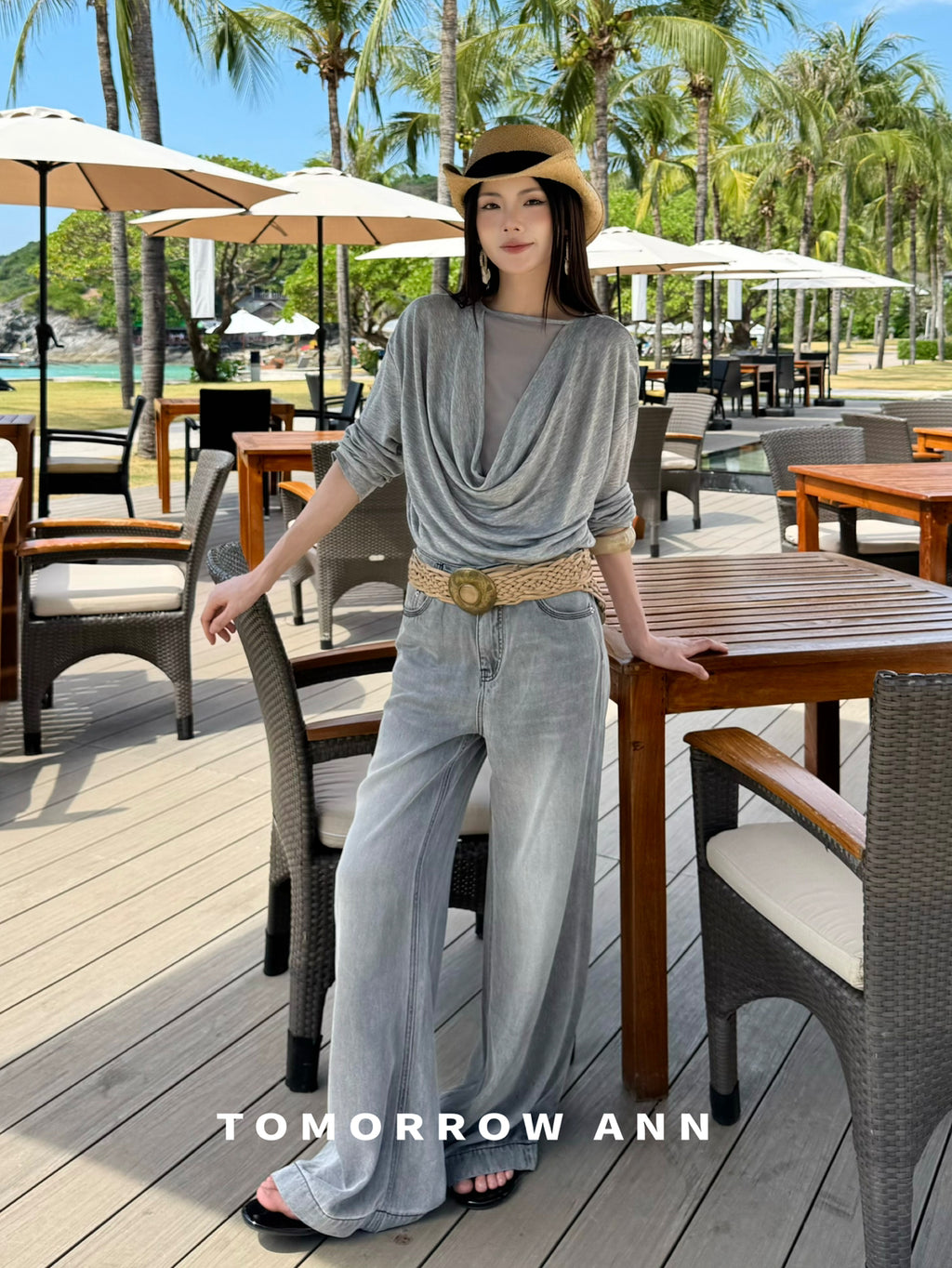 2026 Early Spring! 【TOMORROW ANN】 Elegant Ruched Slim-Fit Fashion Blouse 12626# OZQ