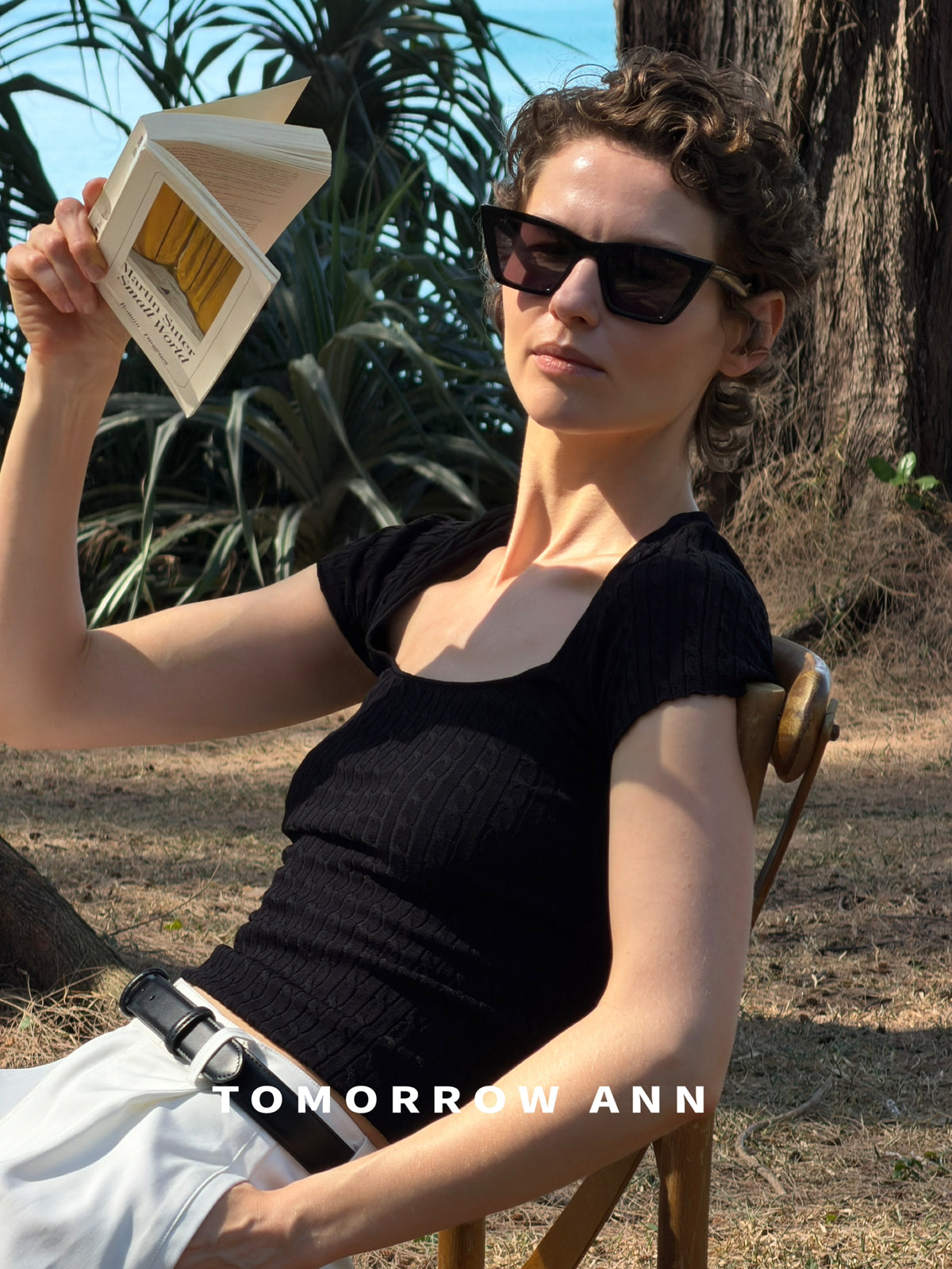 TOMORROW ANN Summer Square Neck Slim Fit Knit Top - Elegant Minimalist Short Sleeve Crop Top