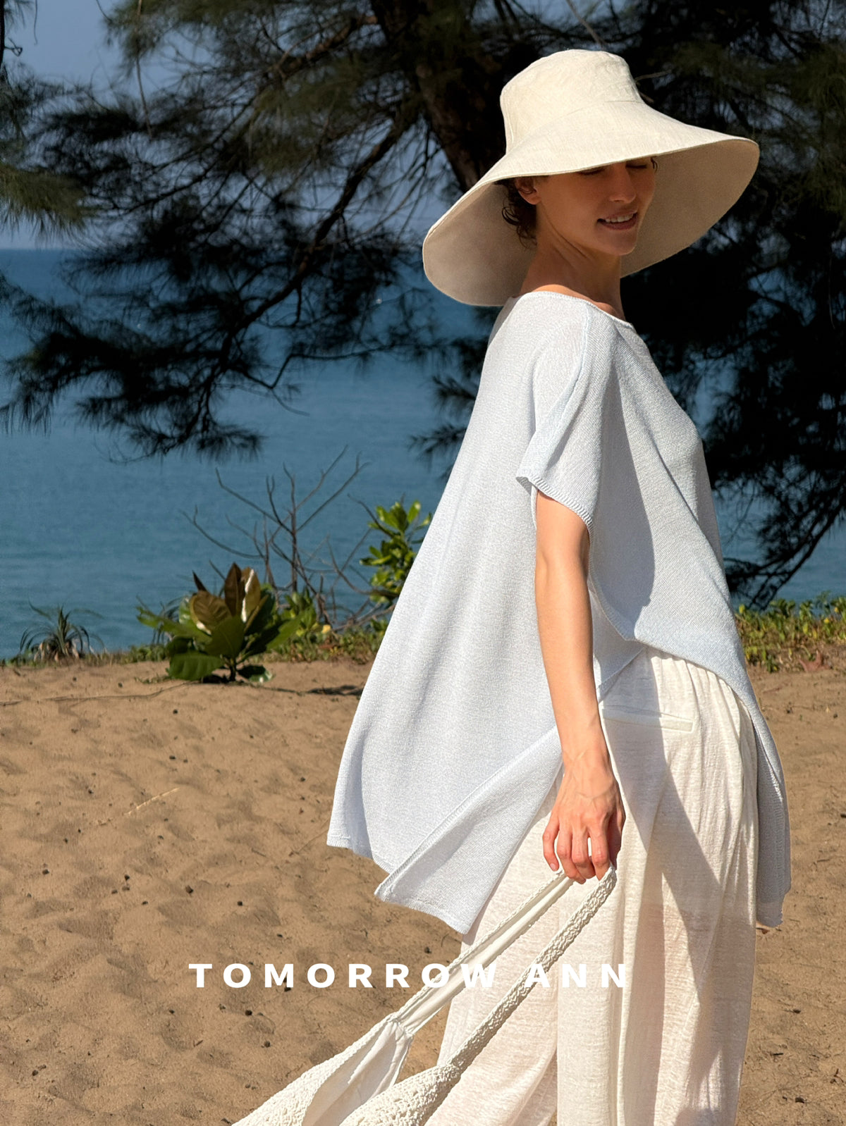 TOMORROW ANN Early Spring 2026 Lazy Style Elegant Loose Fashion Knitwear
