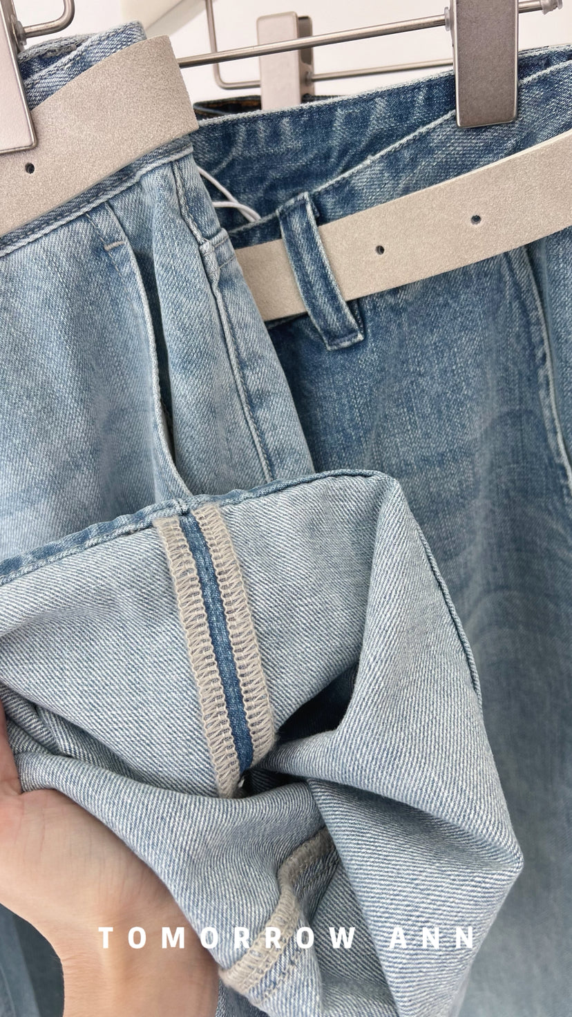 TOMORROW ANN Early Spring 2026 Collection - Classic High-Waist Straight Leg Washed Denim Jeans with Complimentary Belt