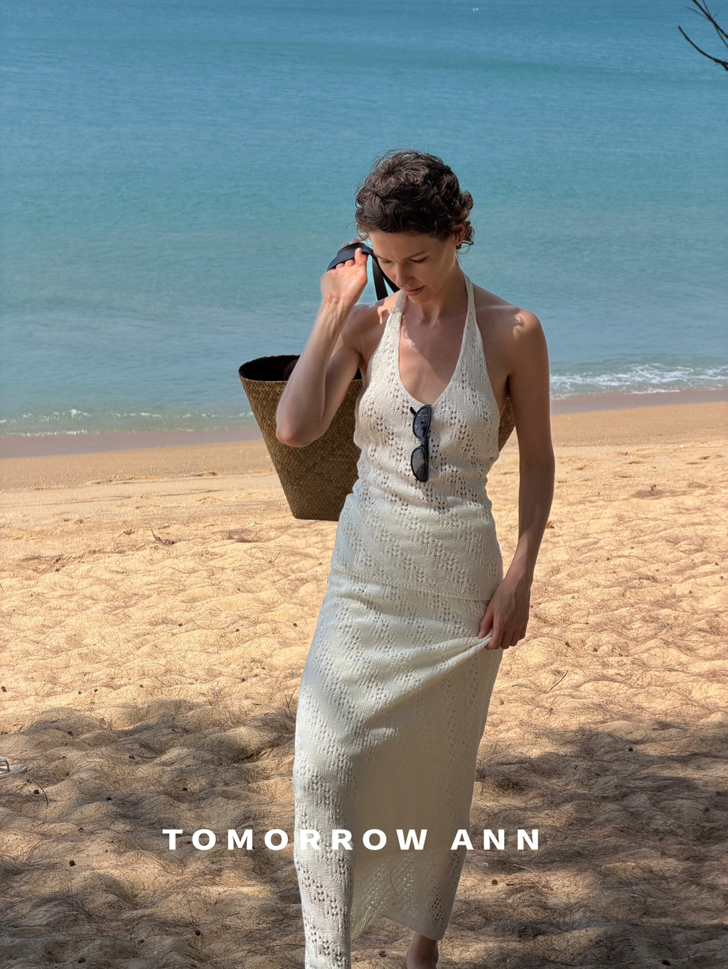 Early Spring 2026! 【TOMORROW ANN】Designer Versatile Halter Neck Fashion Vest 12731# OZQ
