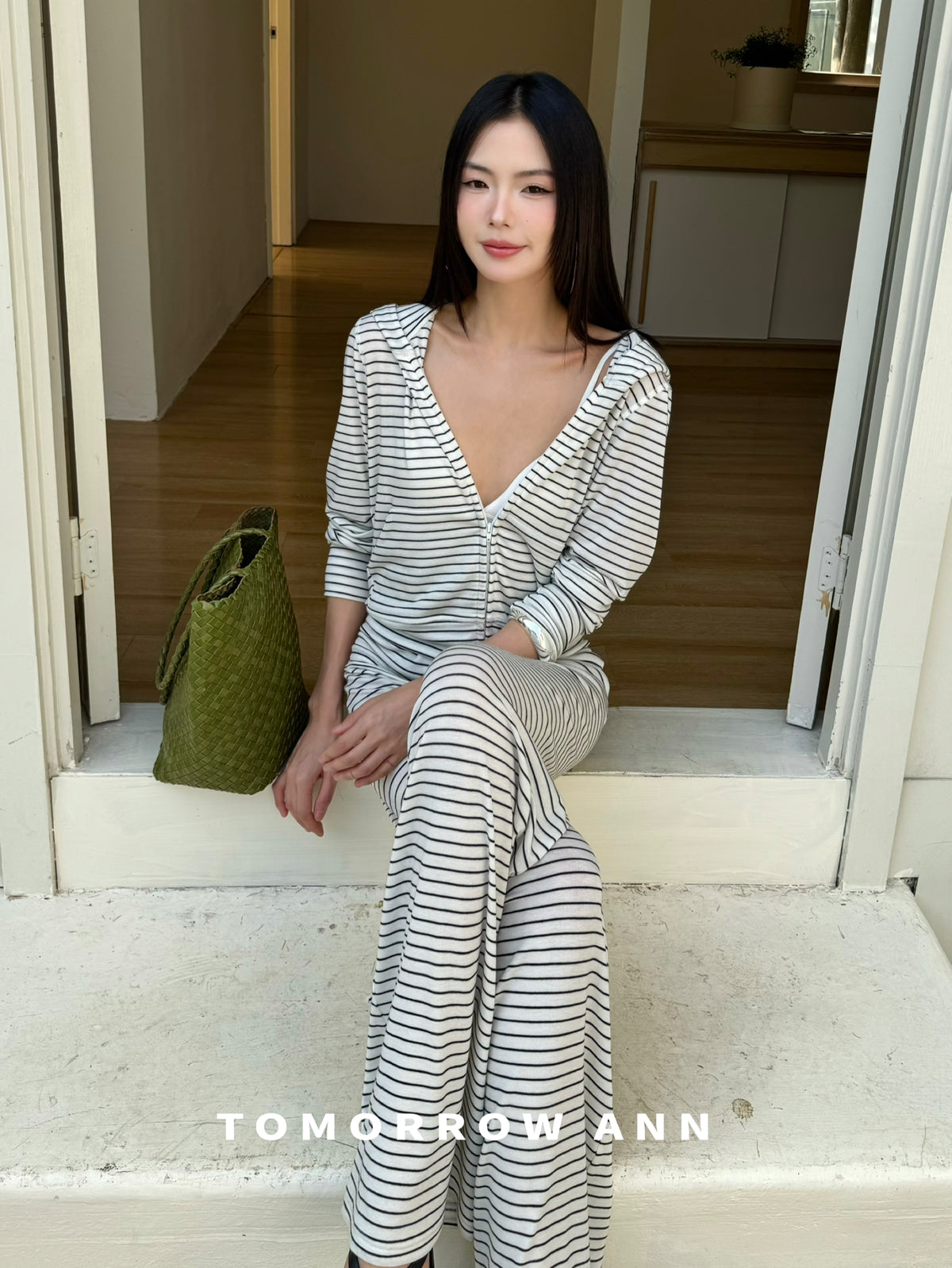 TOMORROW ANN Spring 2026 Women's Luxury Wool Blend Striped Hooded Slim-Fit Zip-Up Jacket