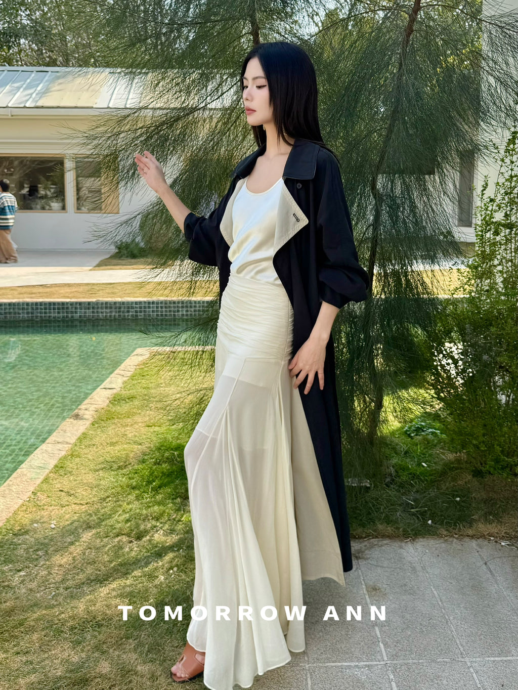 TOMORROW ANN 2026 Spring Collection! Elegant Relaxed Contrast Lapel Long Trench Coat with Belt