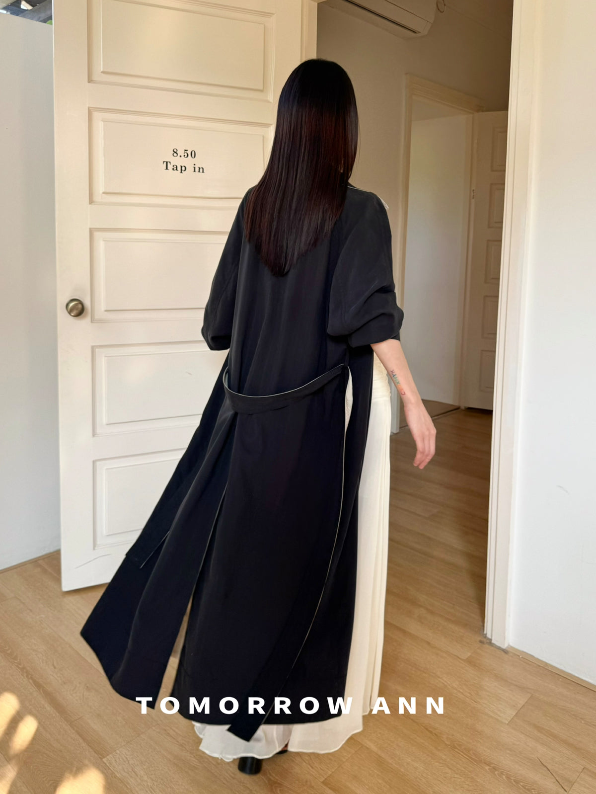 TOMORROW ANN 2026 Spring Collection! Elegant Relaxed Contrast Lapel Long Trench Coat with Belt