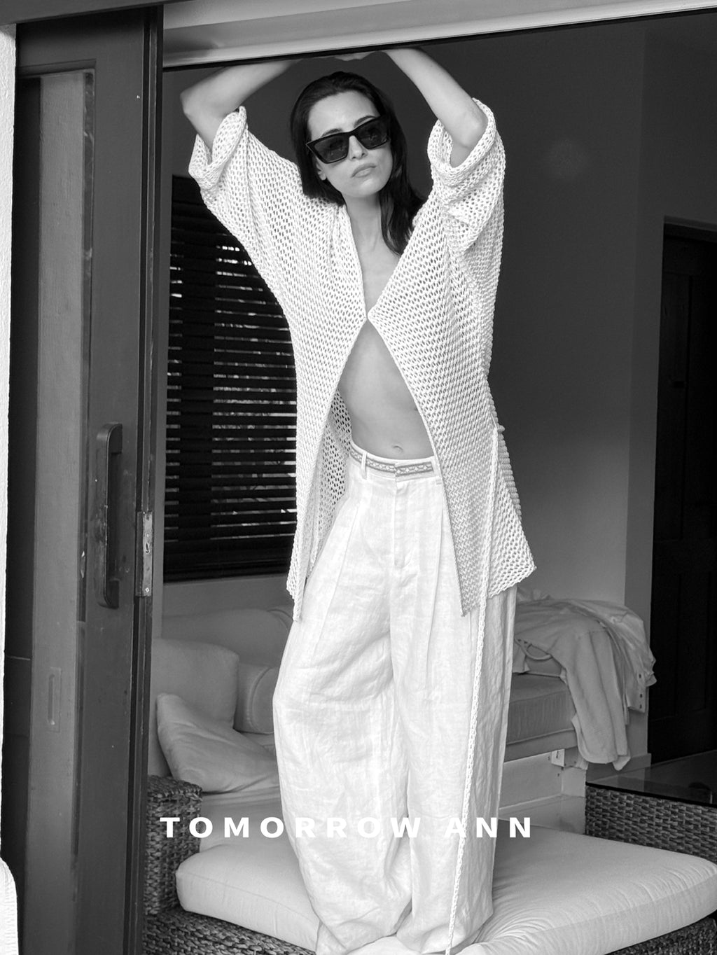 Tomorrow Ann Elegant Hollow-Out Minimalist Knit Cardigan with Waist Belt