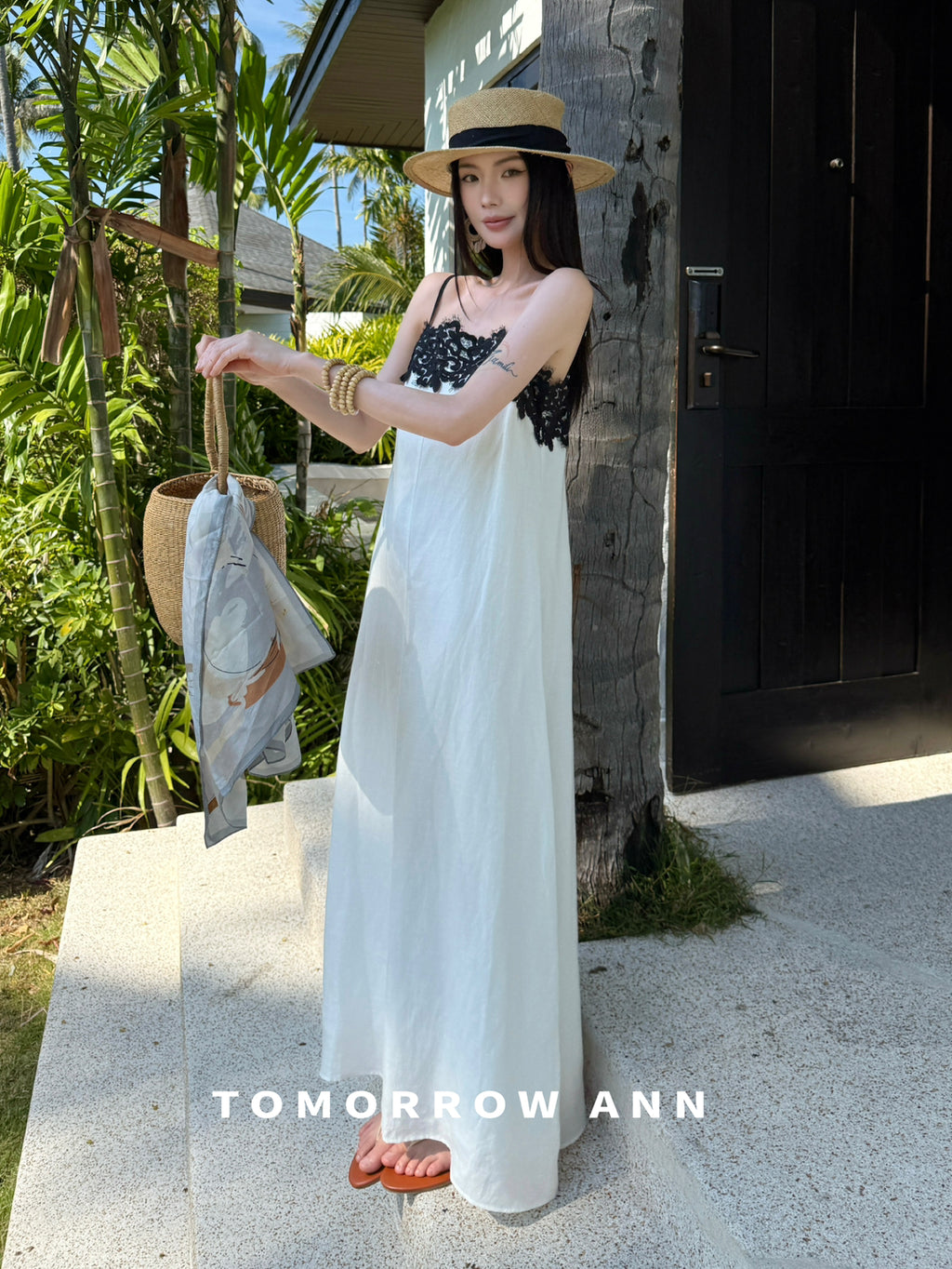 Elegant Lace Patchwork Camisole Maxi Dress - Spring Chic Designer Slip Dress for Dates