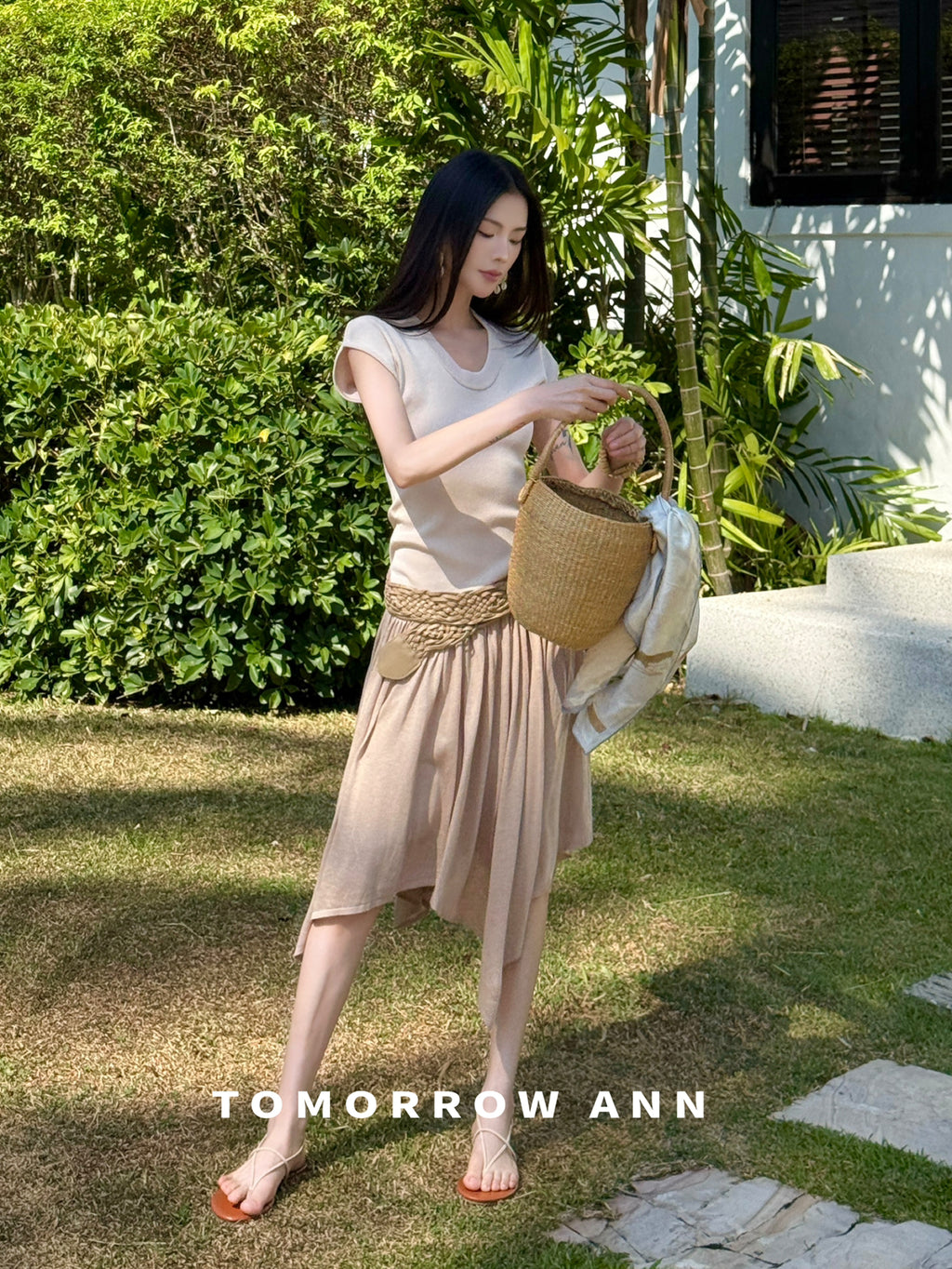 TOMORROW ANN Spring Elegant U-Neck Slim Fit Knit Short Sleeve Top