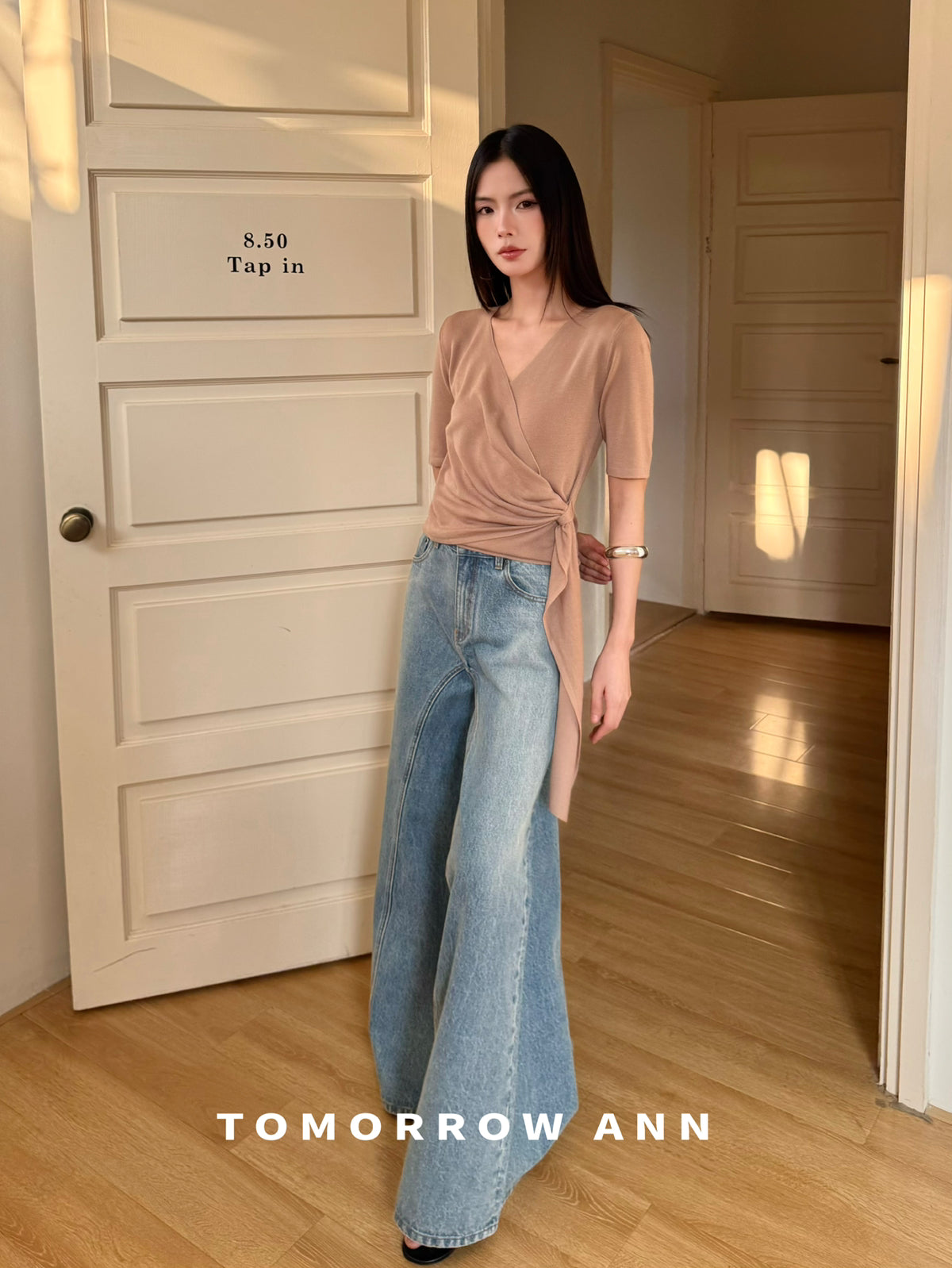 2026 Early Spring TOMORROW ANN Elegant V-Neck Slimming Ruched Blouse