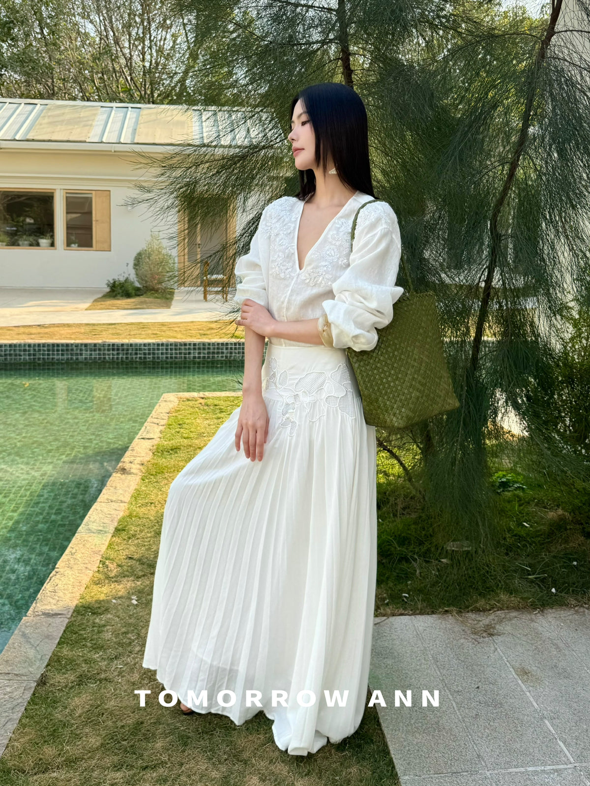 2026 Early Spring! [TOMORROW ANN] French Temperament Embroidery Sequin Fashion Blouse 12838# OZQ