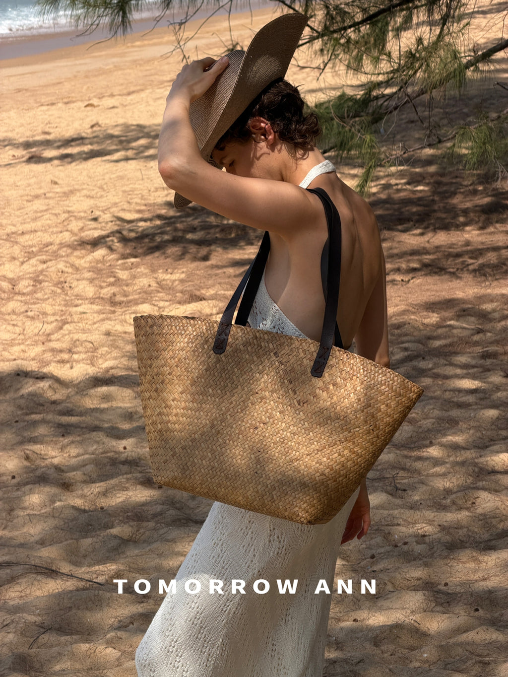 Early Spring 2026! 【TOMORROW ANN】Designer Versatile Halter Neck Fashion Vest 12731# OZQ