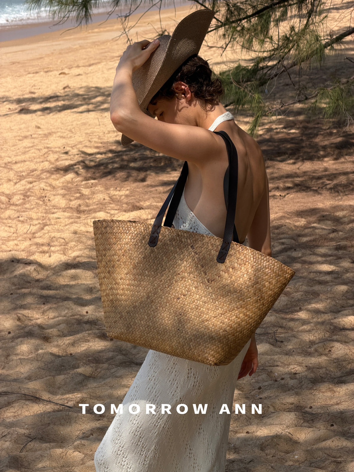 Early Spring 2026! 【TOMORROW ANN】Designer Versatile Halter Neck Fashion Vest 12731# OZQ