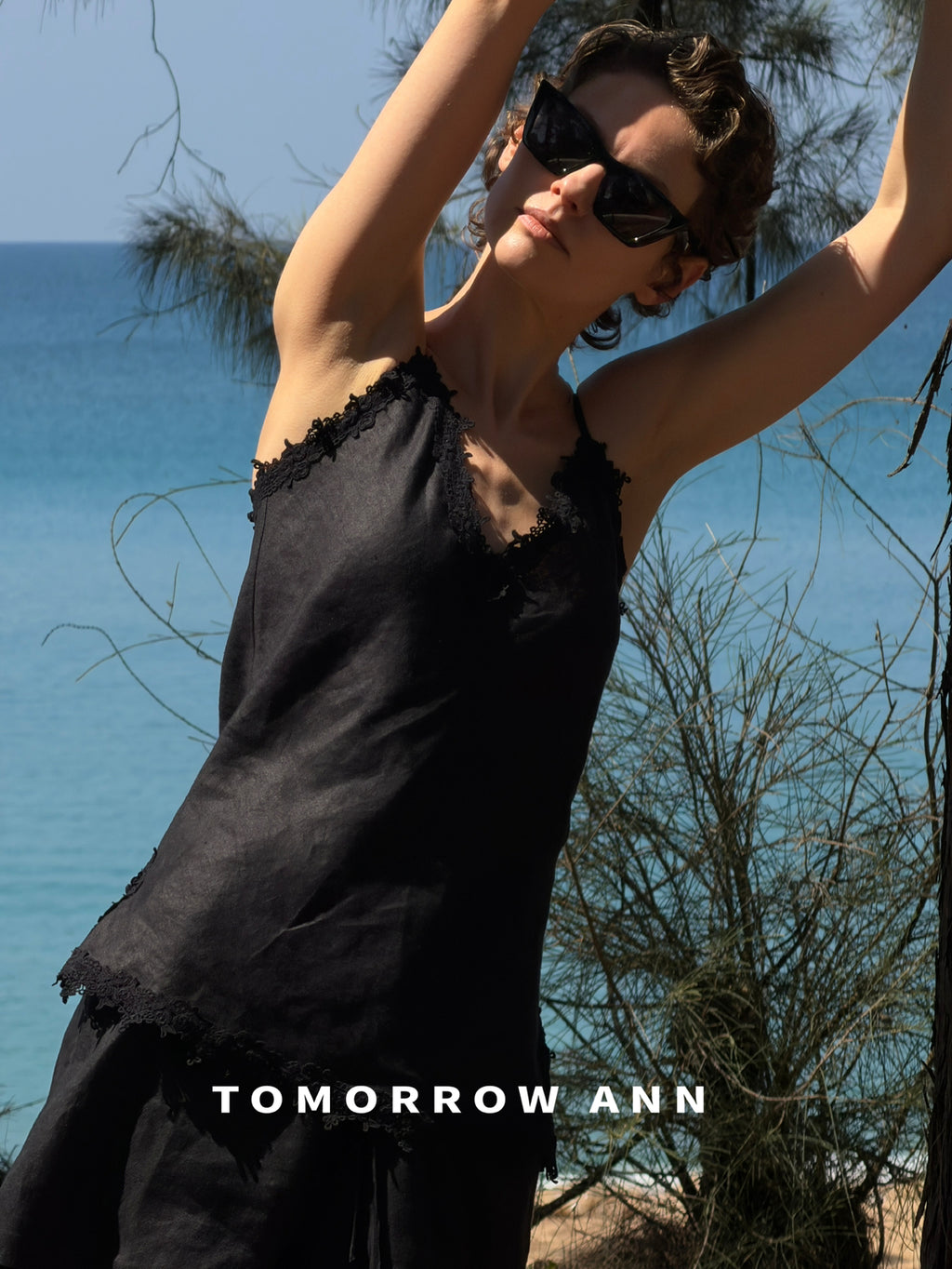 TOMORROW ANN Elegant Lace Trim Camisole - 2026 Spring Collection Chic Sleeveless Top